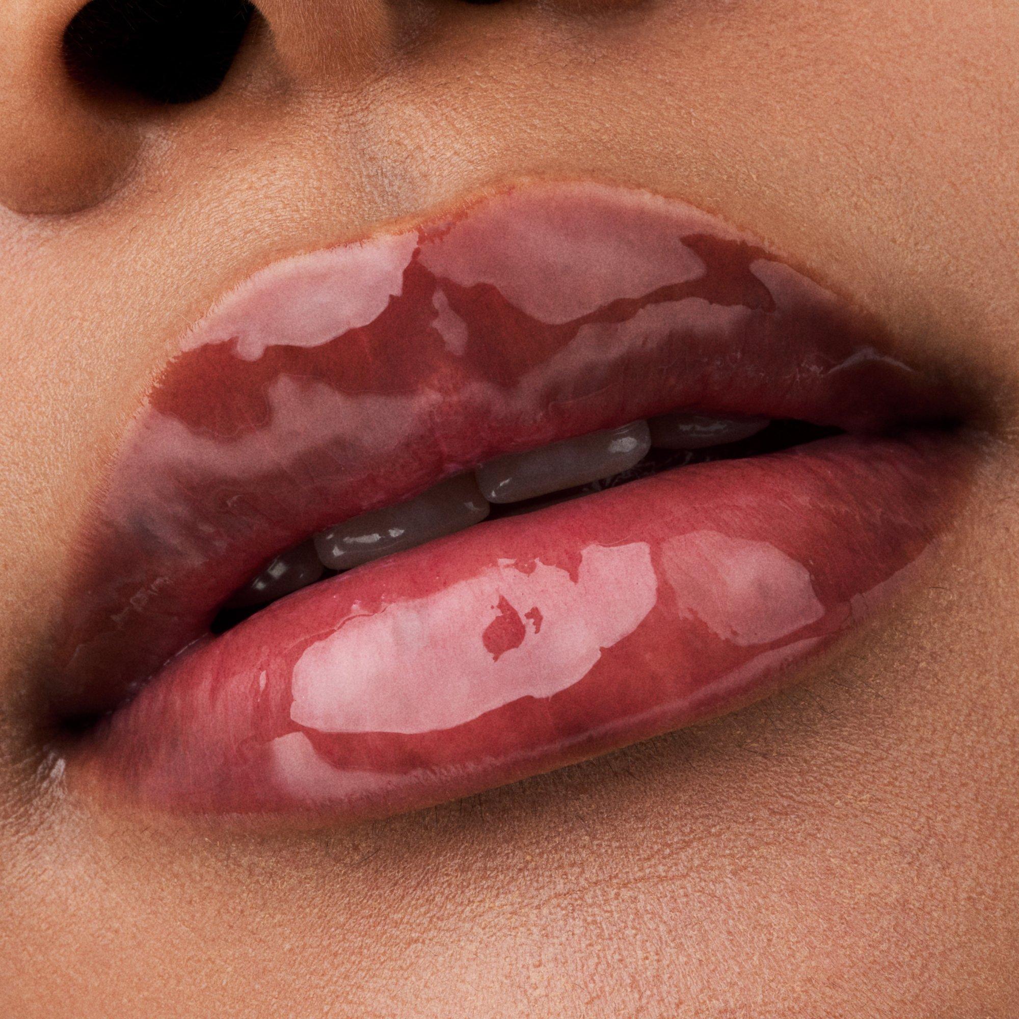Lesk na pery Max It Up Lip Booster