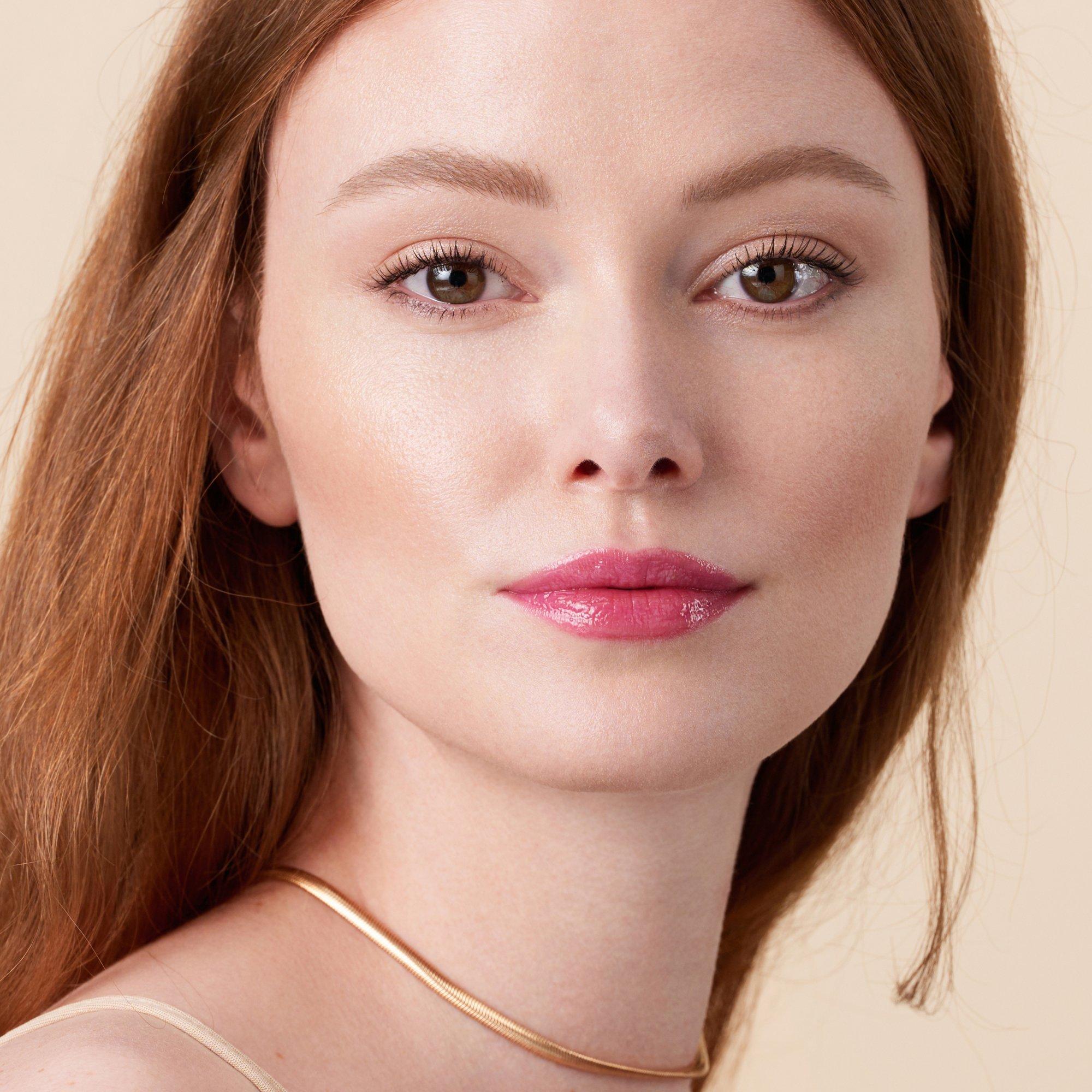 CATRICE Marble-licious Liquid Lip Balm Swirl It, Twirl It online entdecken