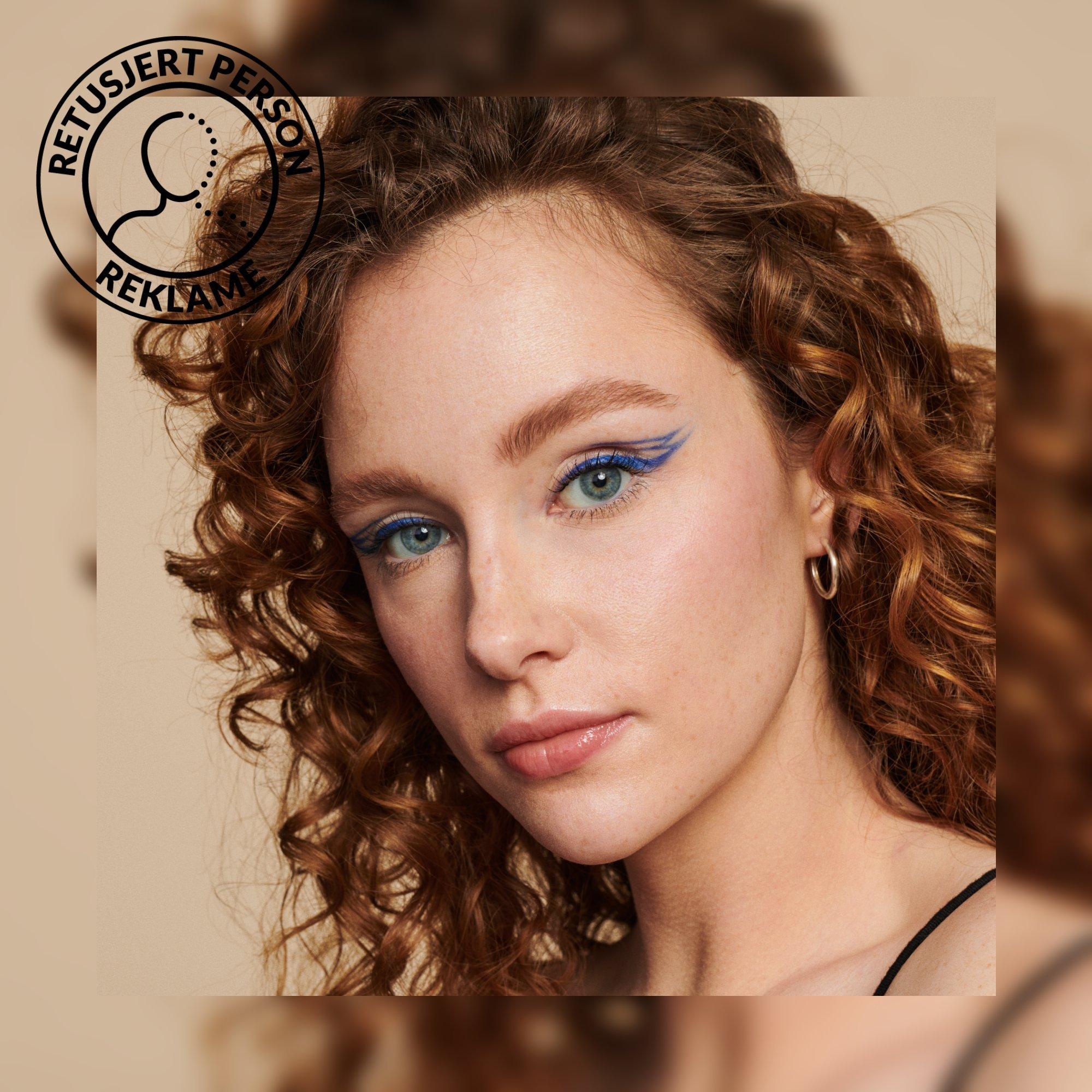 Highlighting Eyeshadow