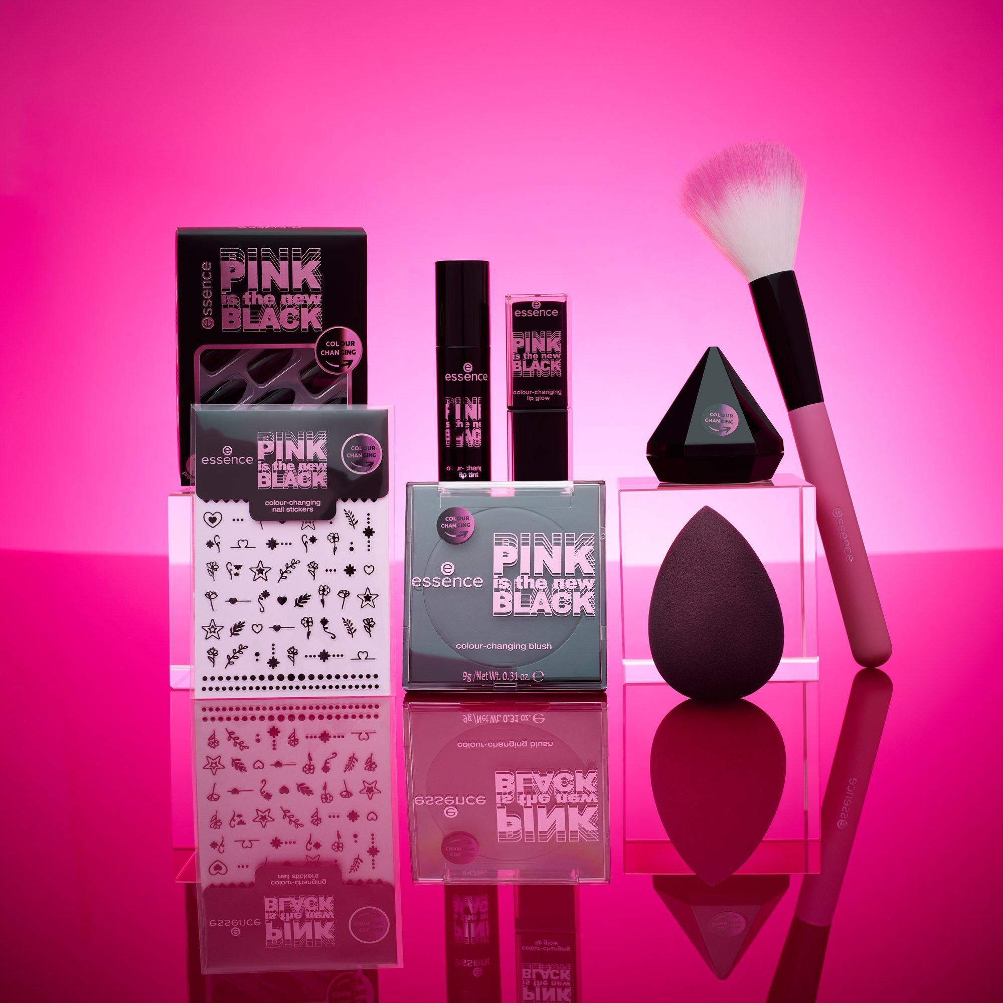 PINK is the new BLACK colour-changing powder brush pinceau poudre révélateur de couleur