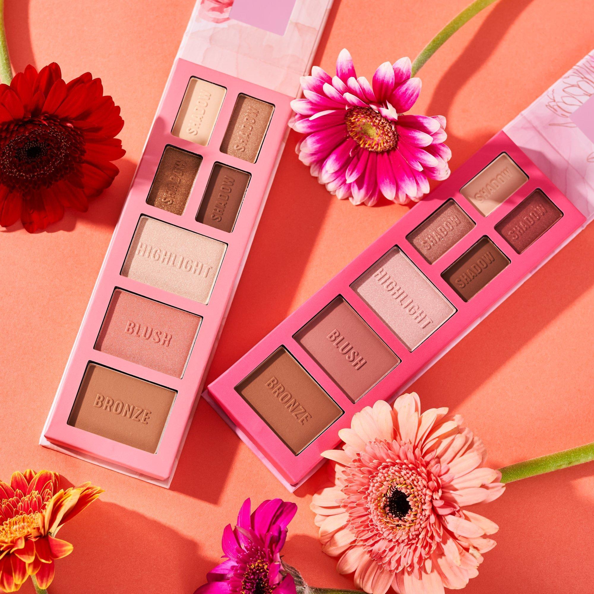 Acquista essence bloom baby, bloom! palette occhi e viso Bloom your own way  online