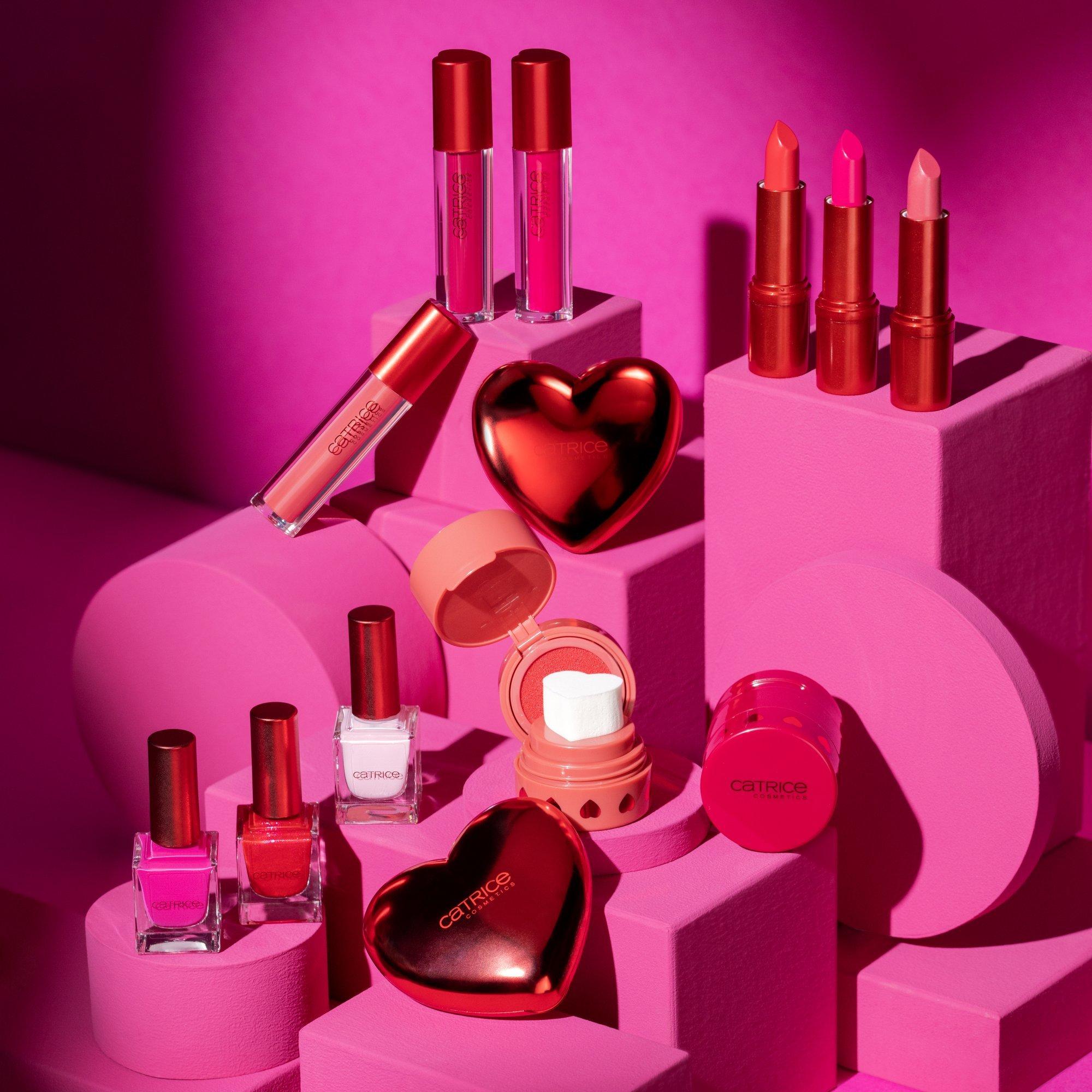 Купить CATRICE Глянцевая помада для губ HEART AFFAIR Hearts On онлайн