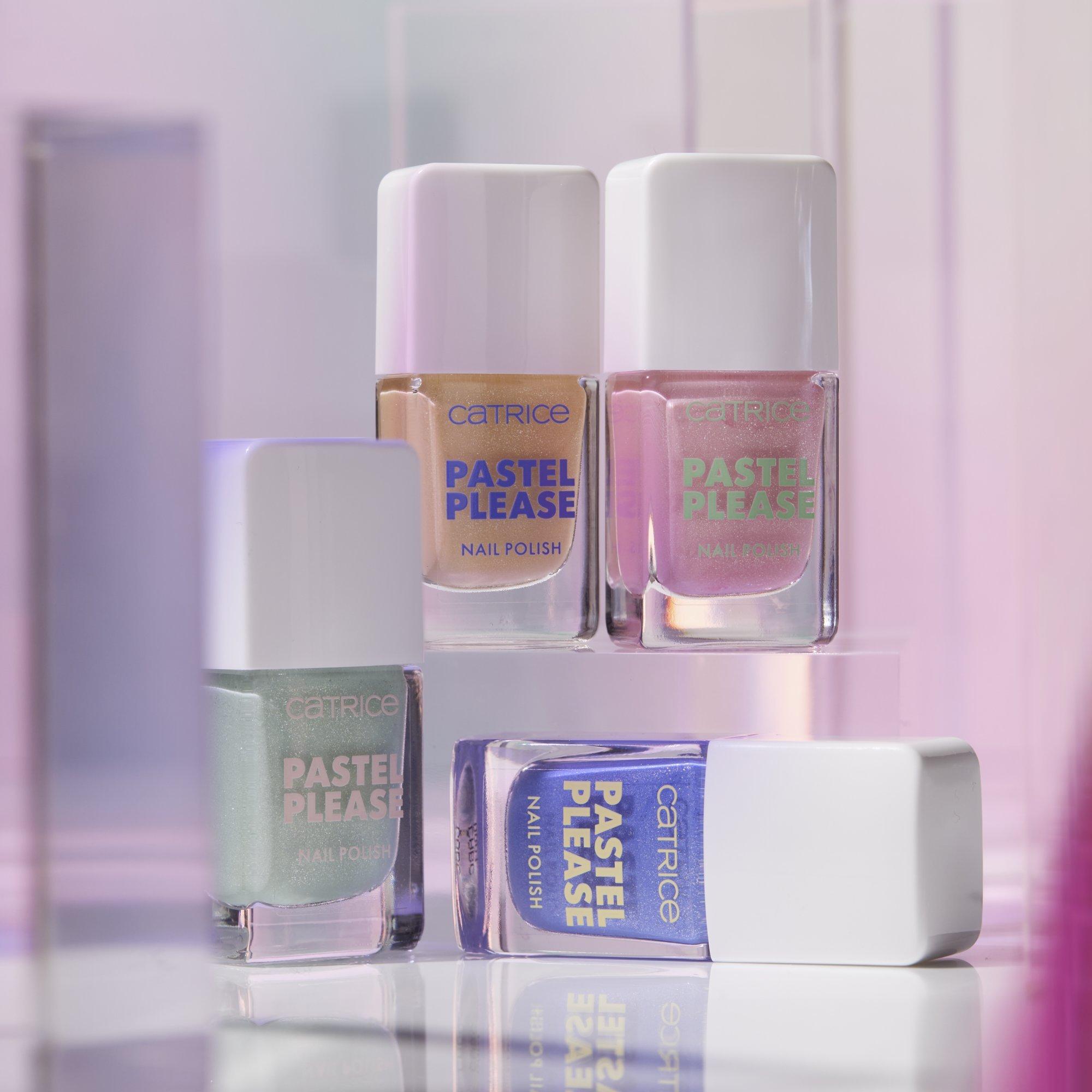 Pastel, por favor: esmalte de uñas con shimmer