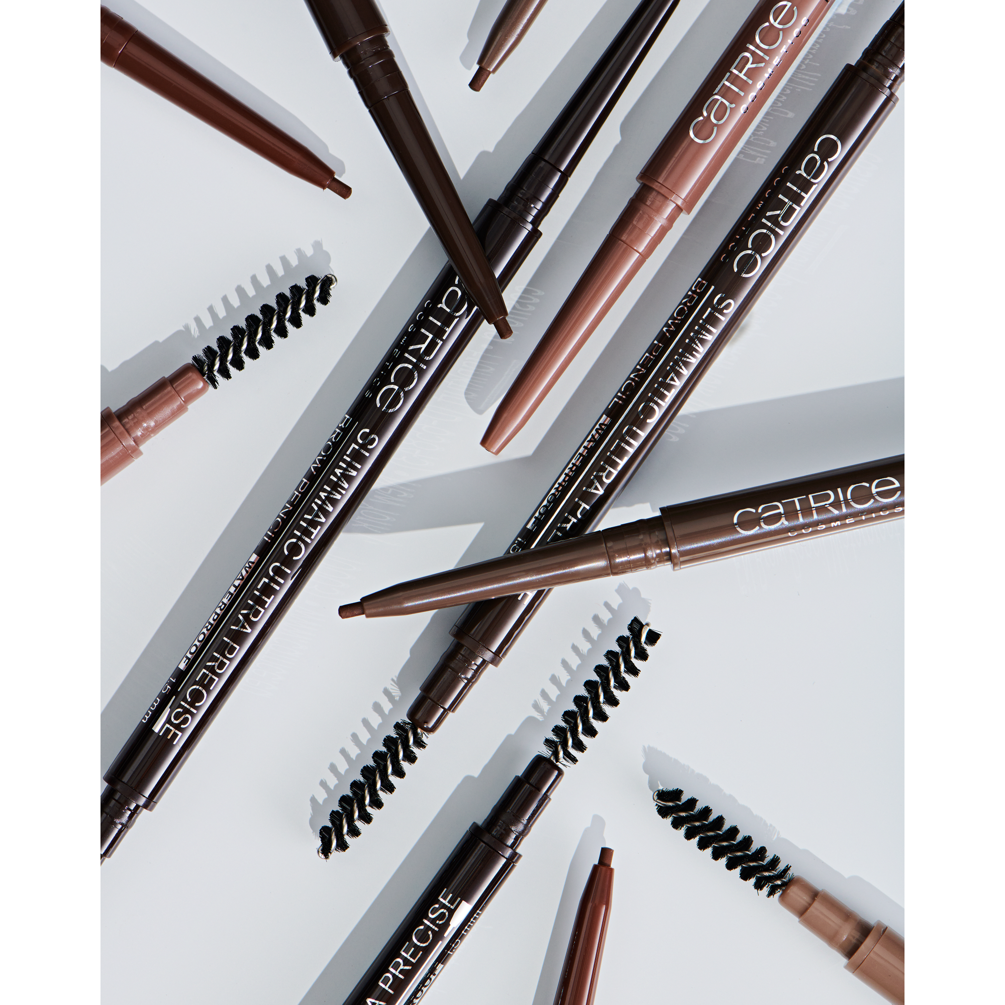 Slim'Matic Ultra Precise crayon sourcils waterproof