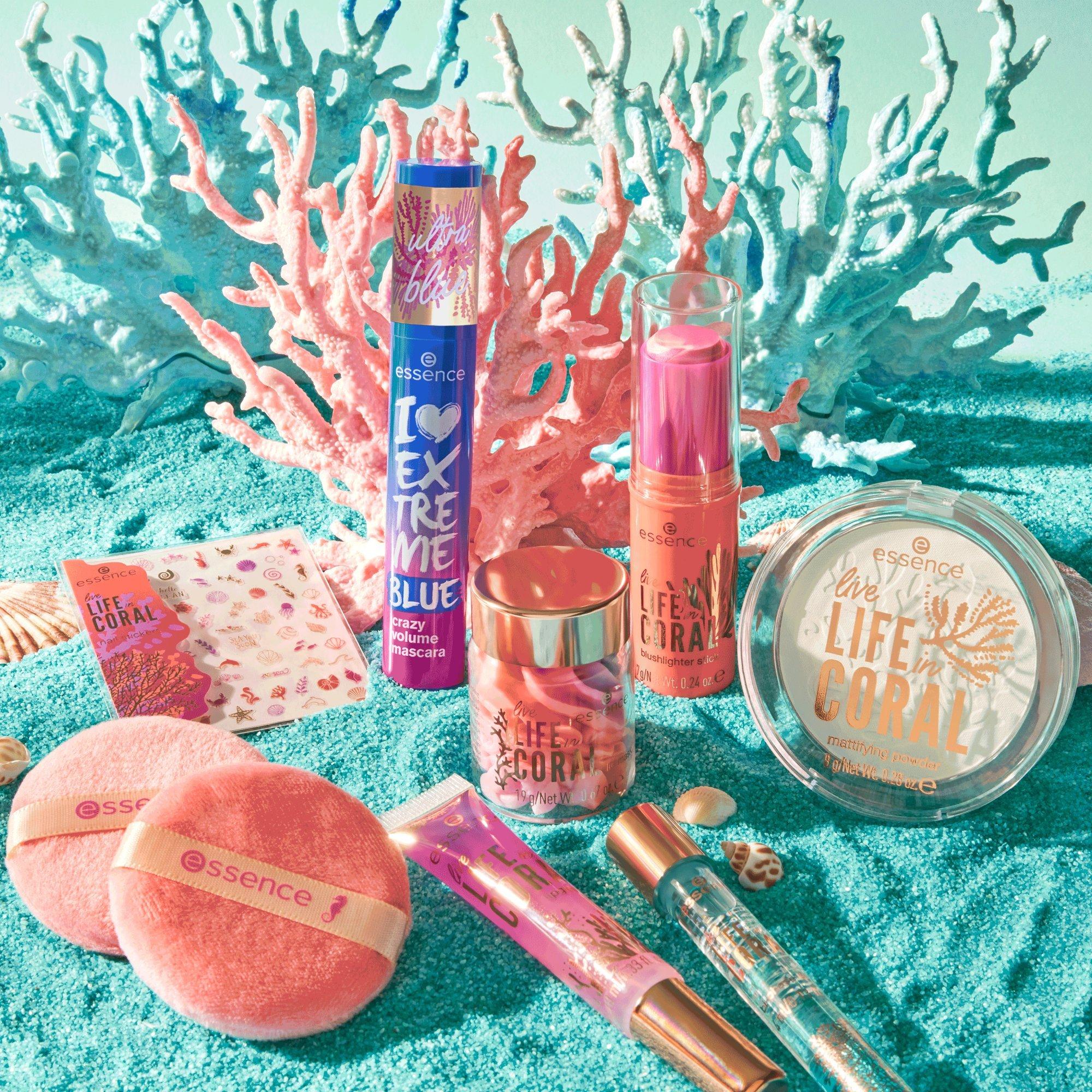 live LIFE in CORAL I LOVE EXTREME BLUE crazy volume maskara