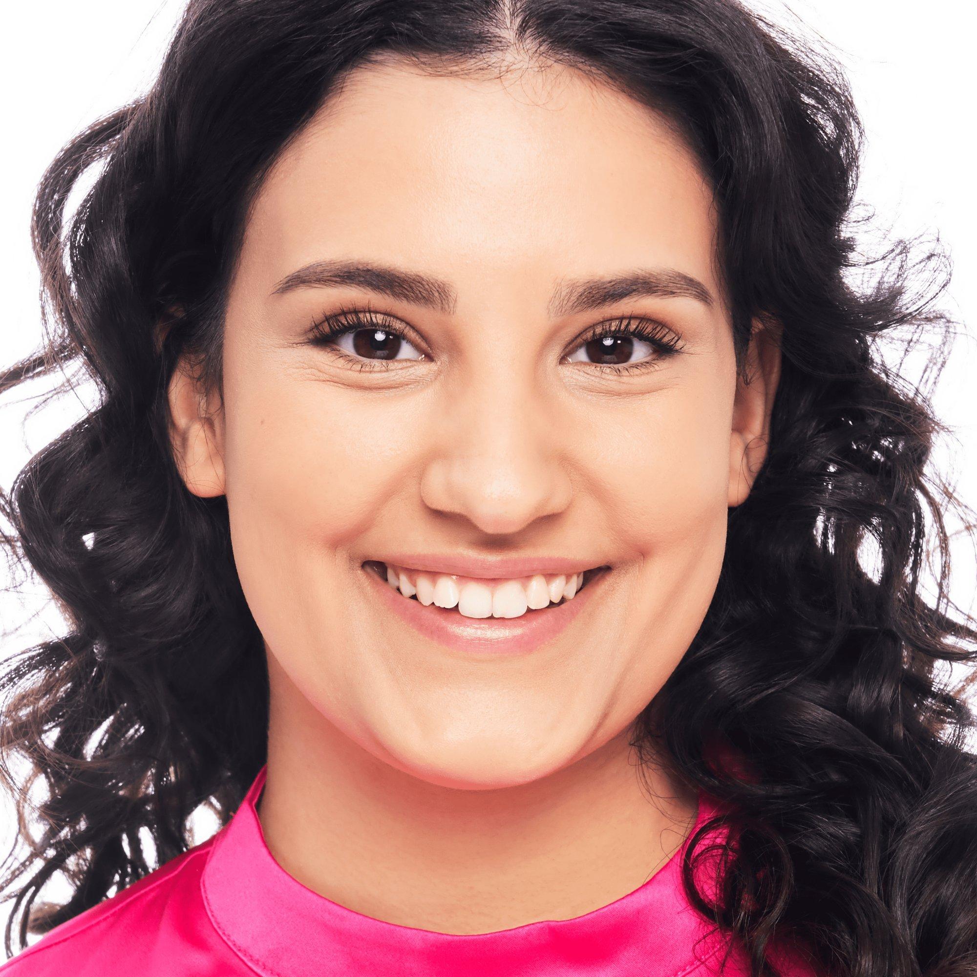 Buy essence I LOVE FLAWLESS SKIN foundation Medium Sand online