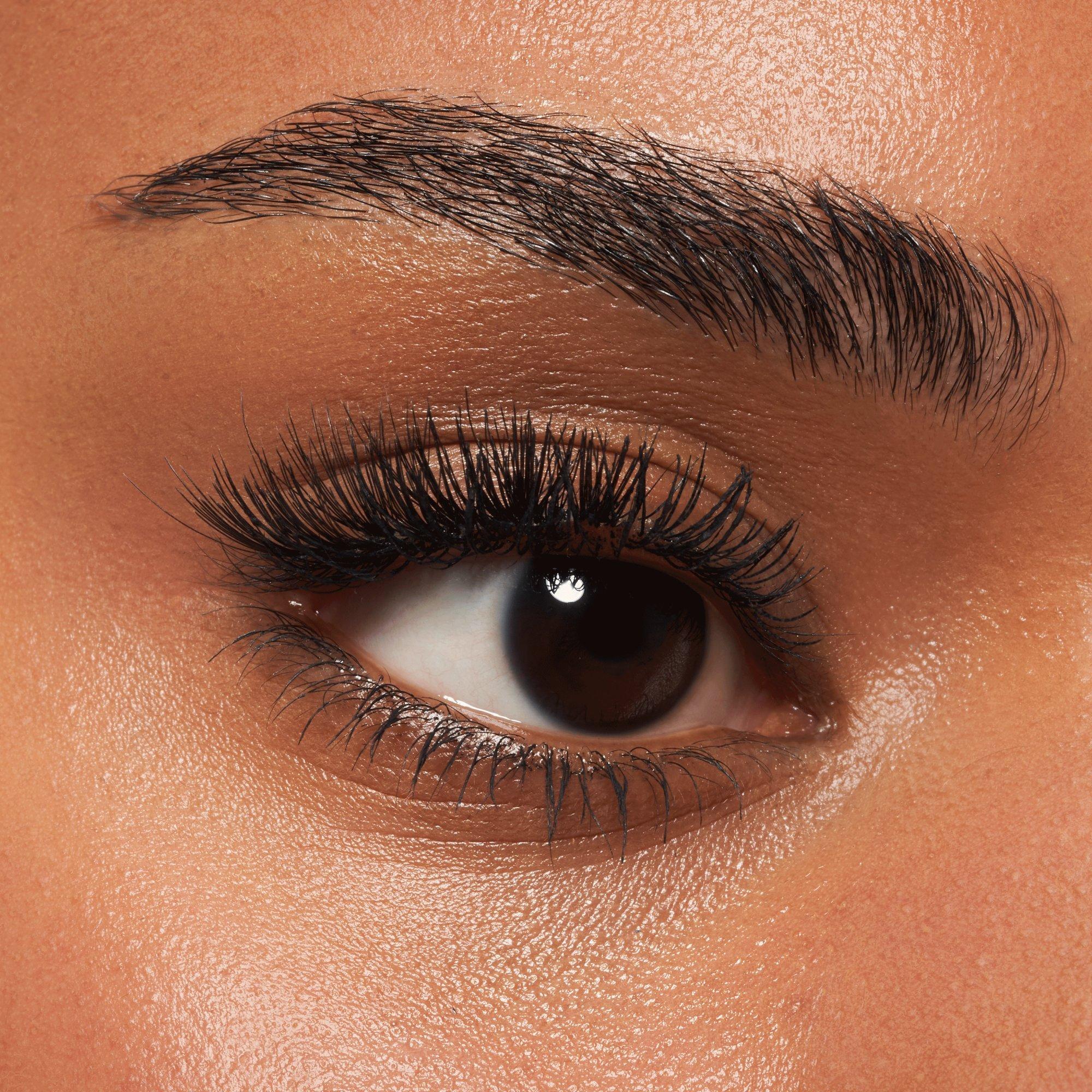 LASHES TO IMPRESS