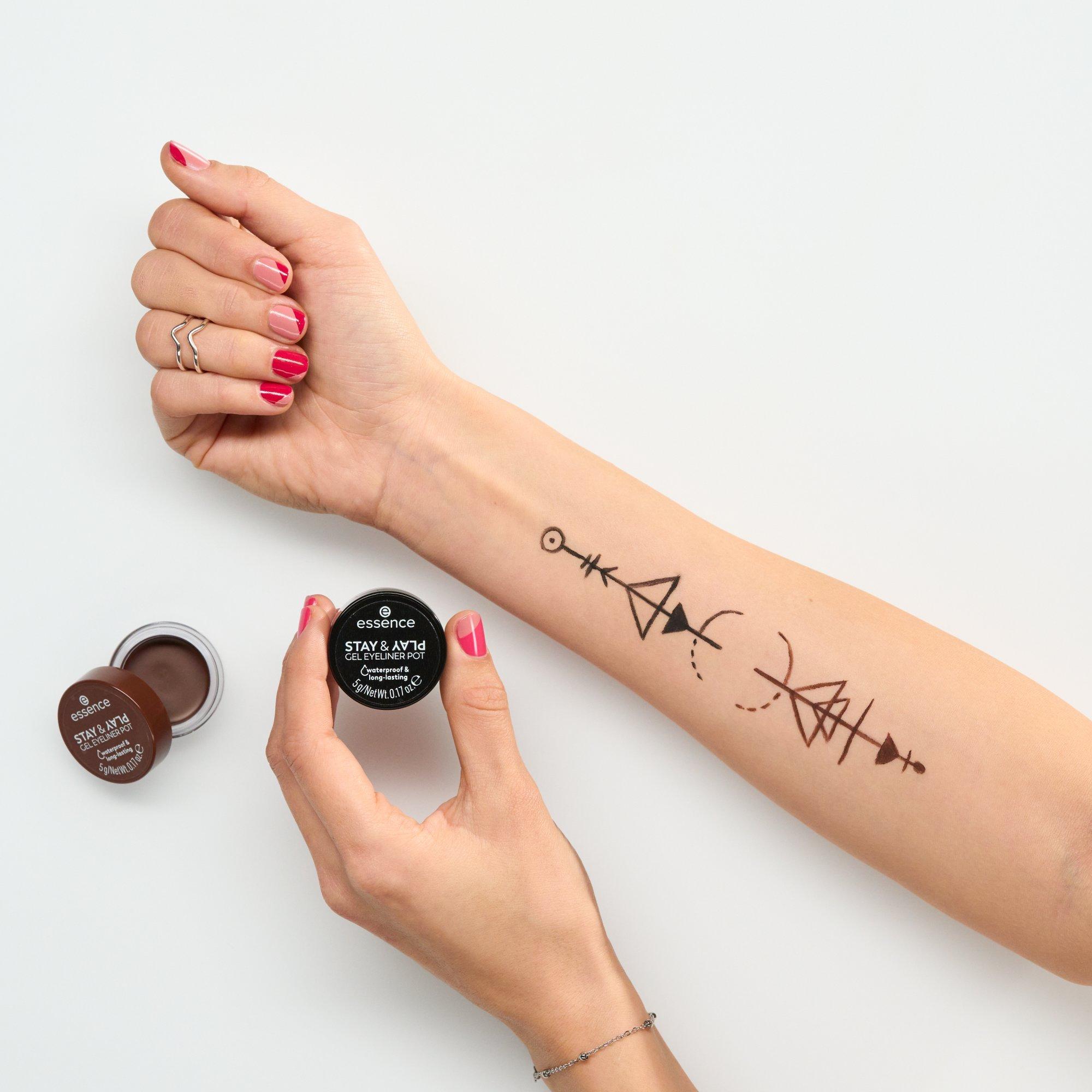 STAY & PLAY GEL EYELINER POT