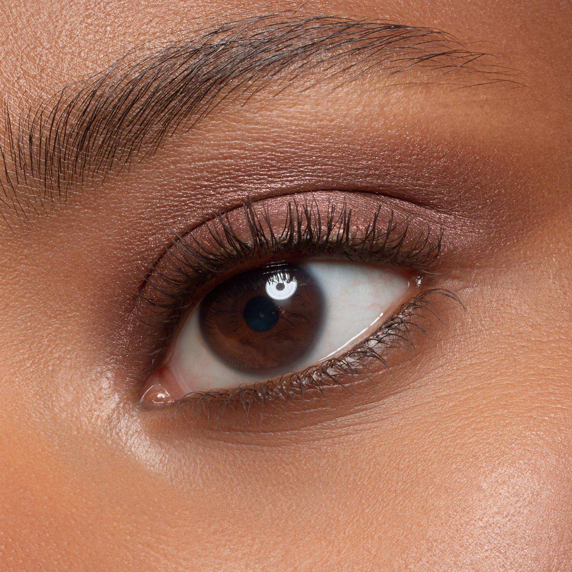 blend & line eyeshadow stick