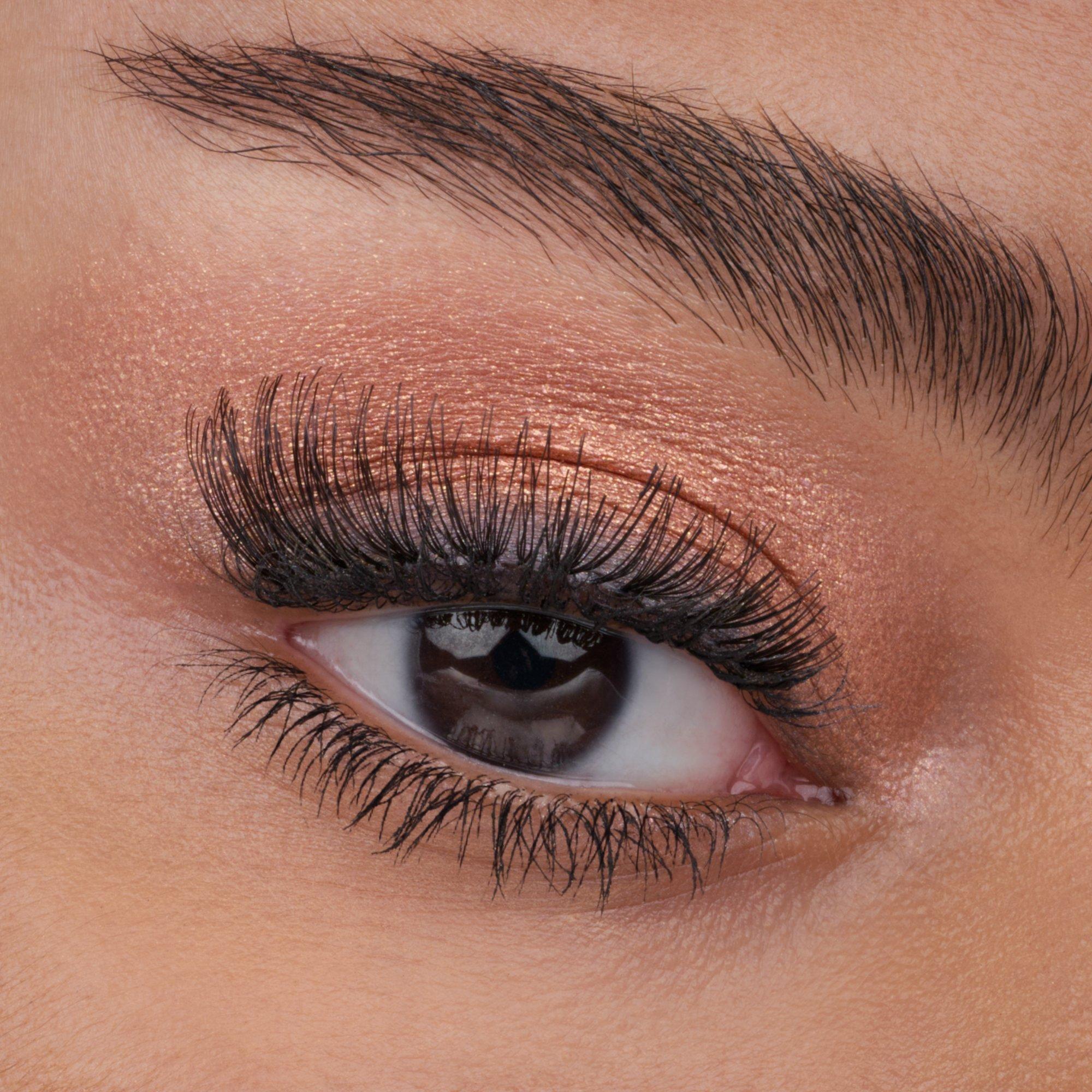 Faked Insane Length Lashes