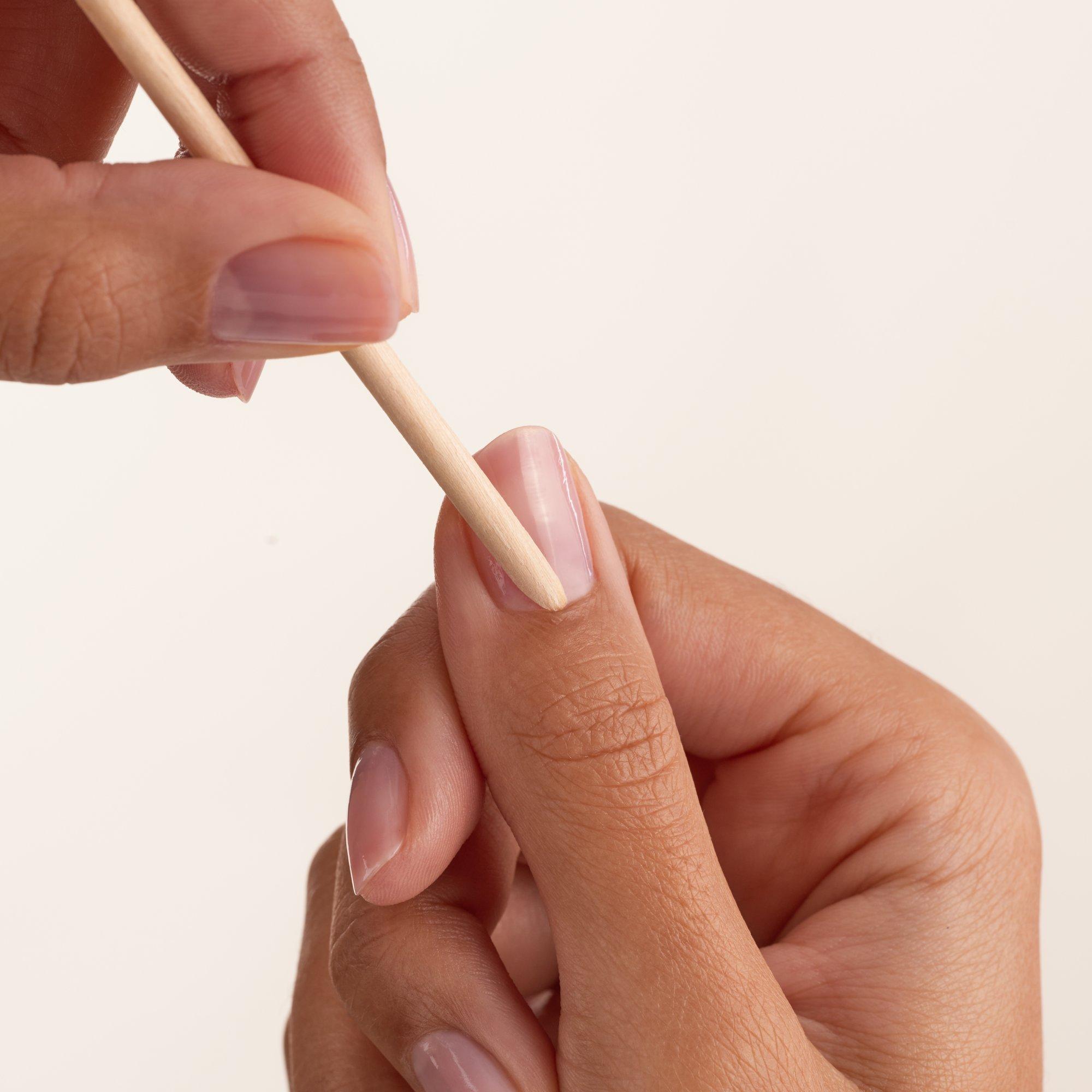 THE MANICURE STICKS