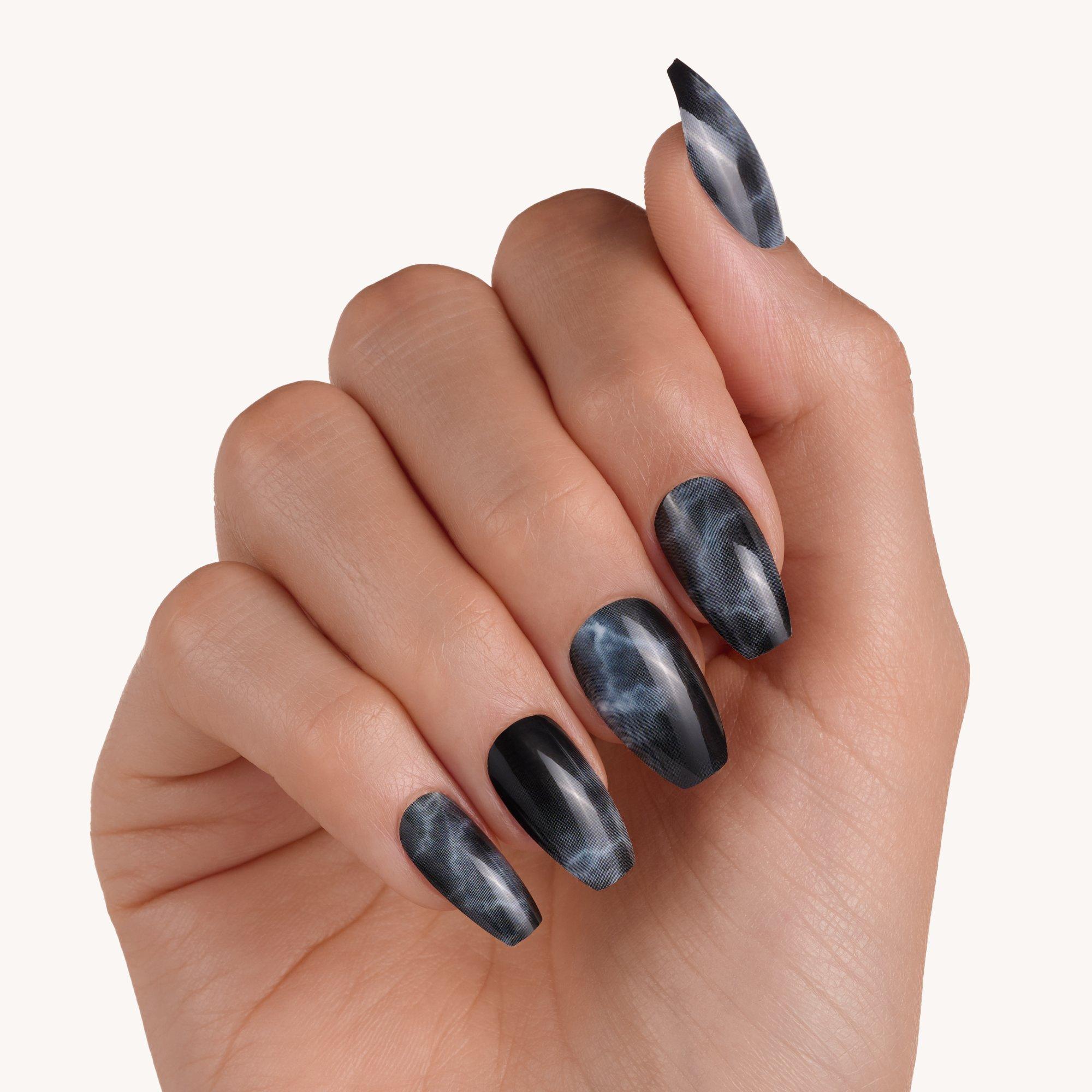 nails in style