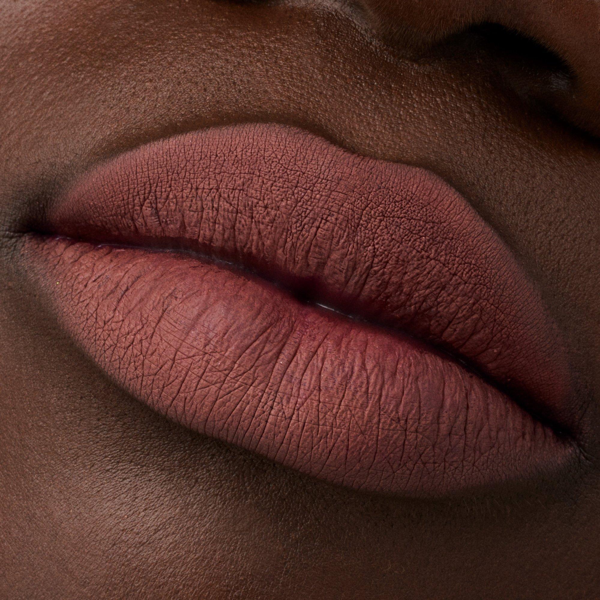 Plumping Lip Liner