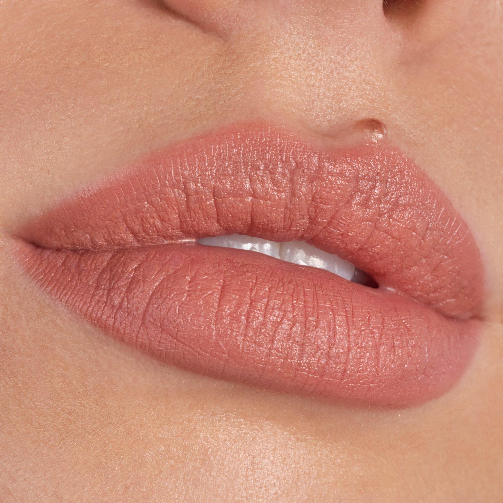 Scandalous Matte Rossetto