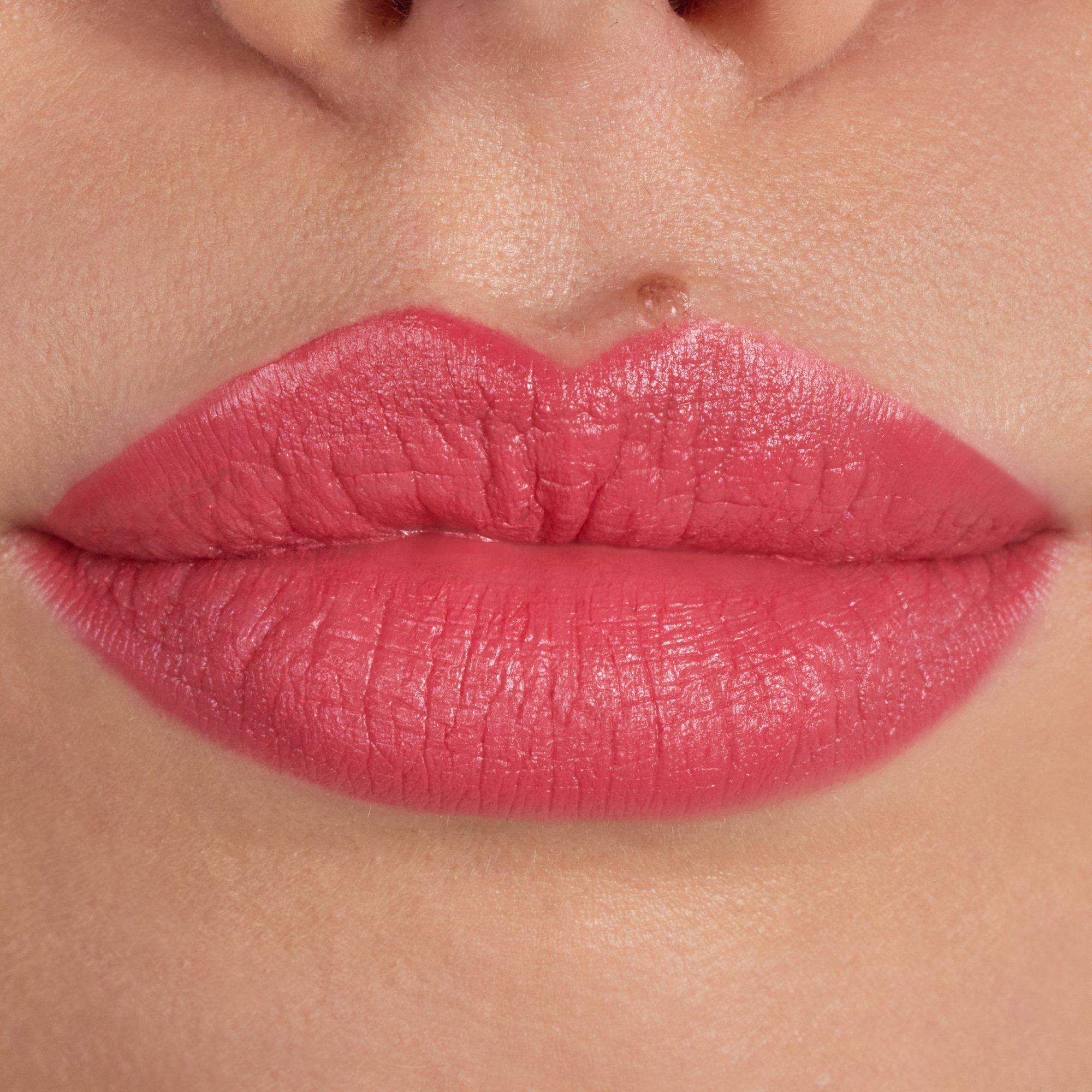 Scandalous Matte Lipstick