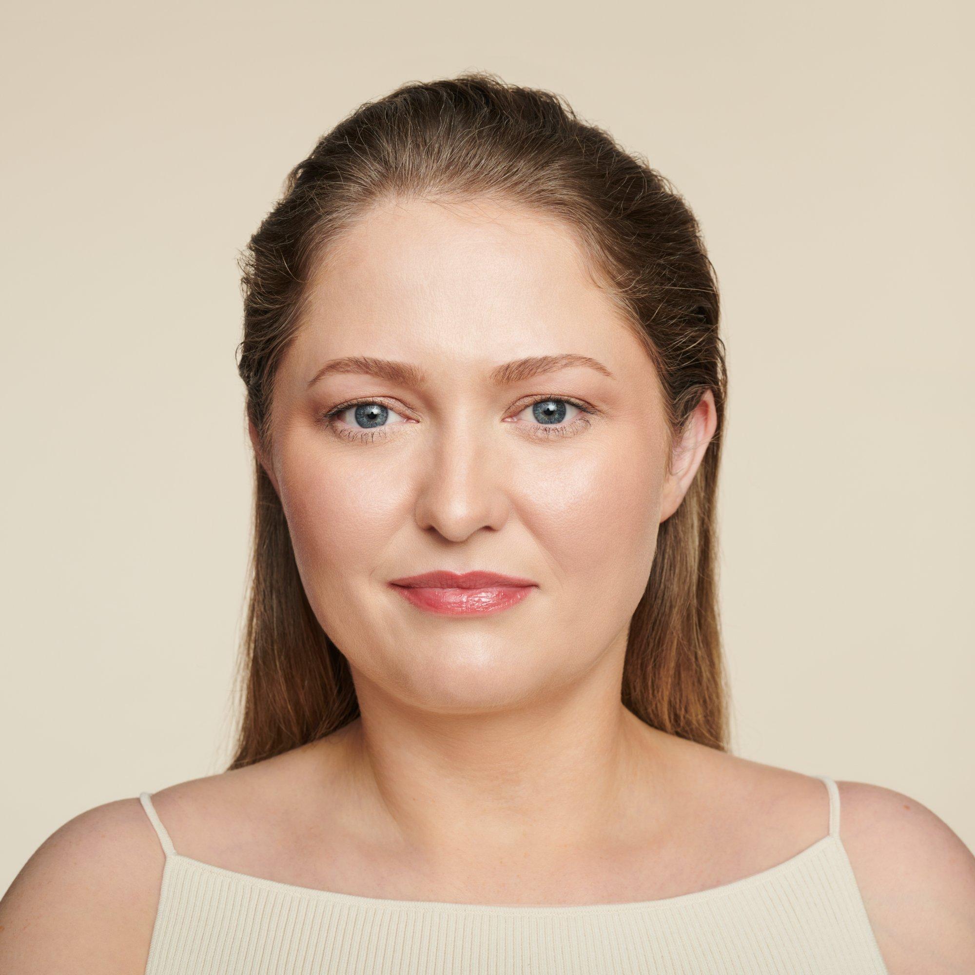 True Skin Hydrating Foundation