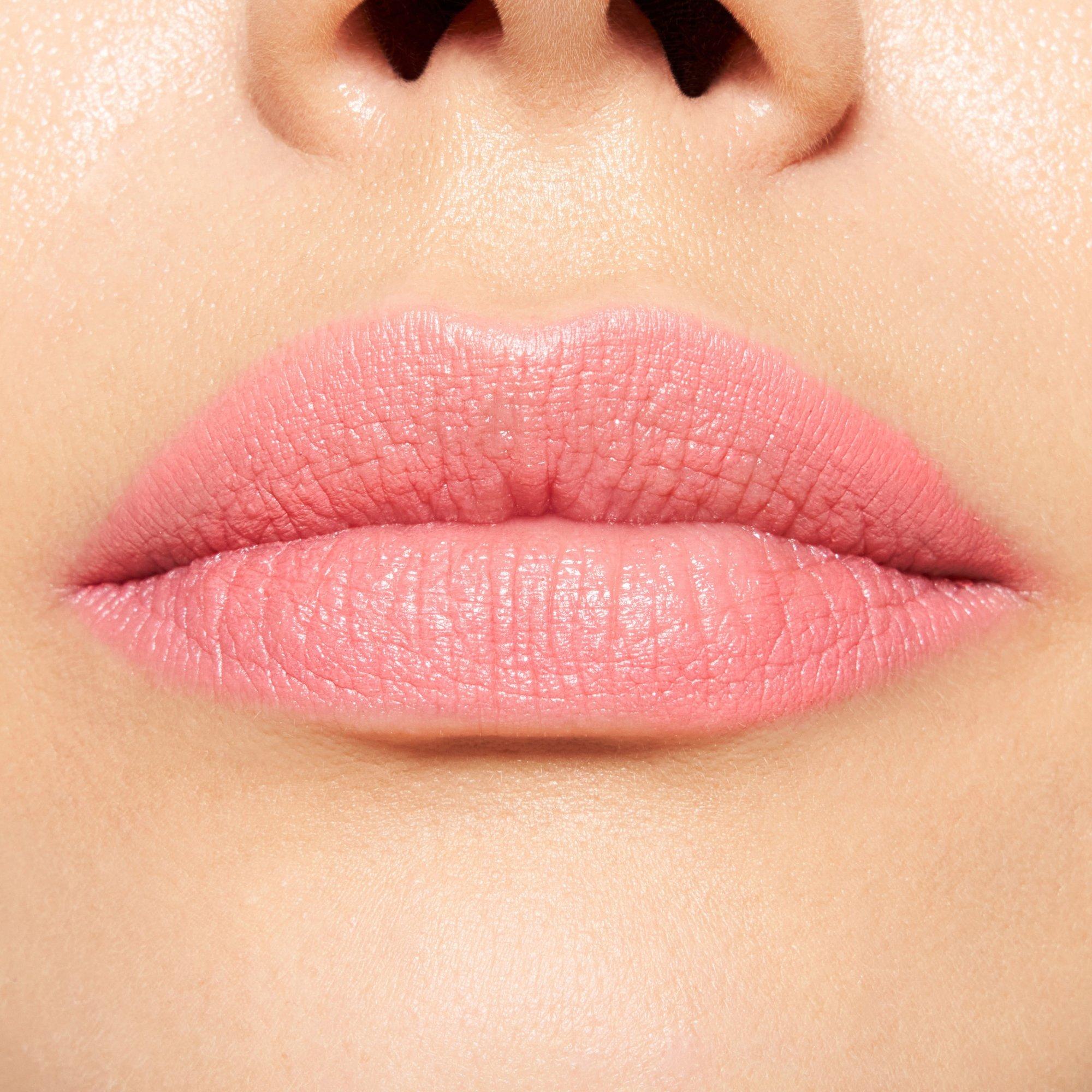 Plumping Lip Liner