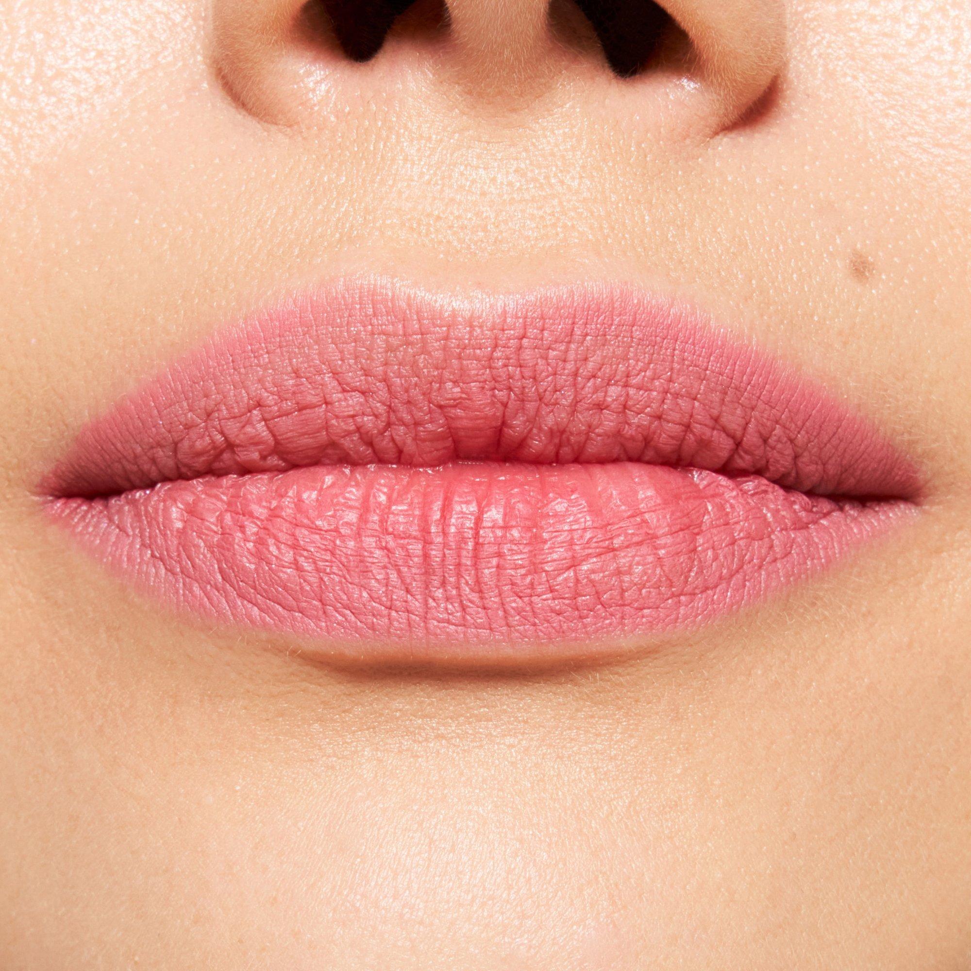 Plumping Lip Liner
