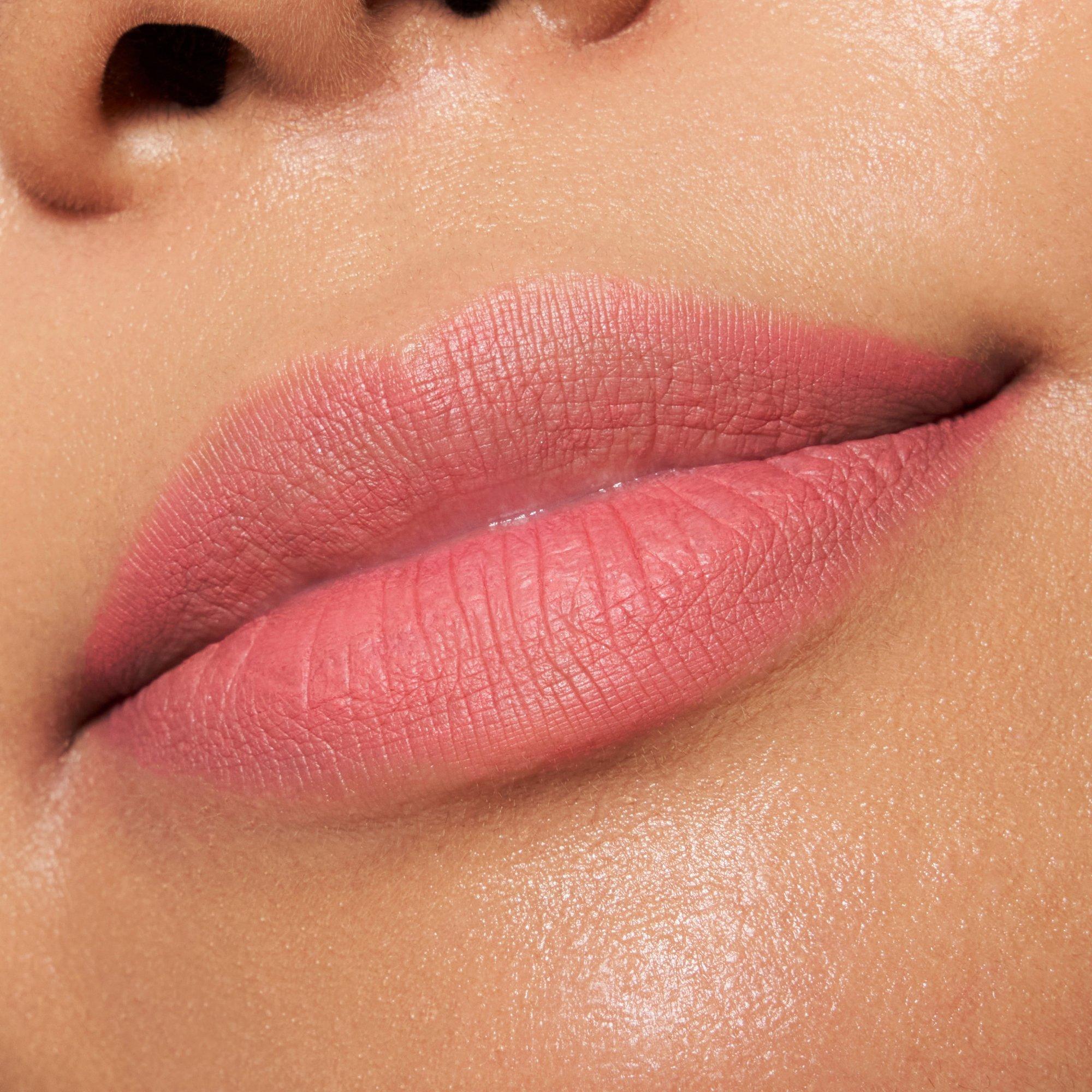 Plumping Lip Liner