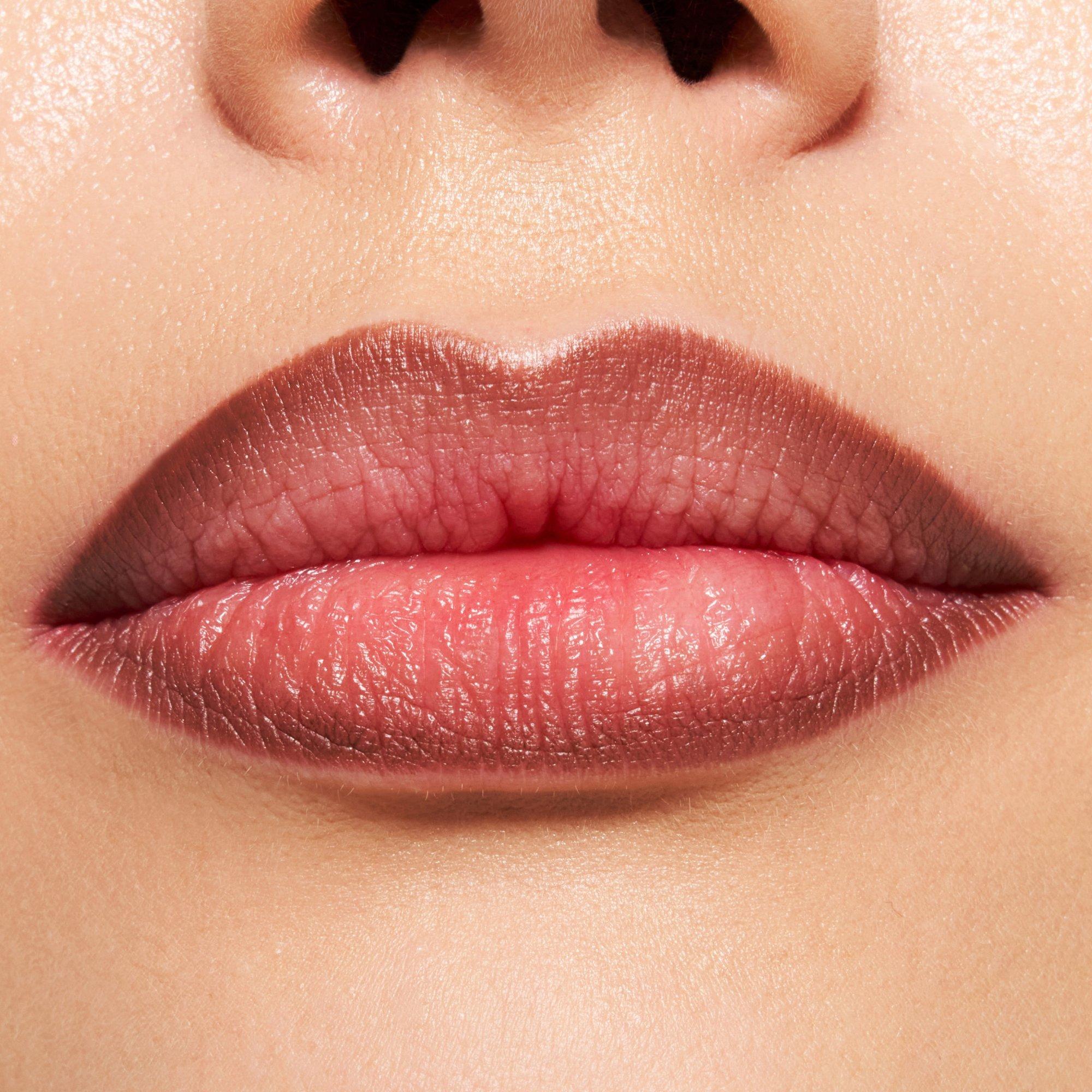 Plumping Lip Liner