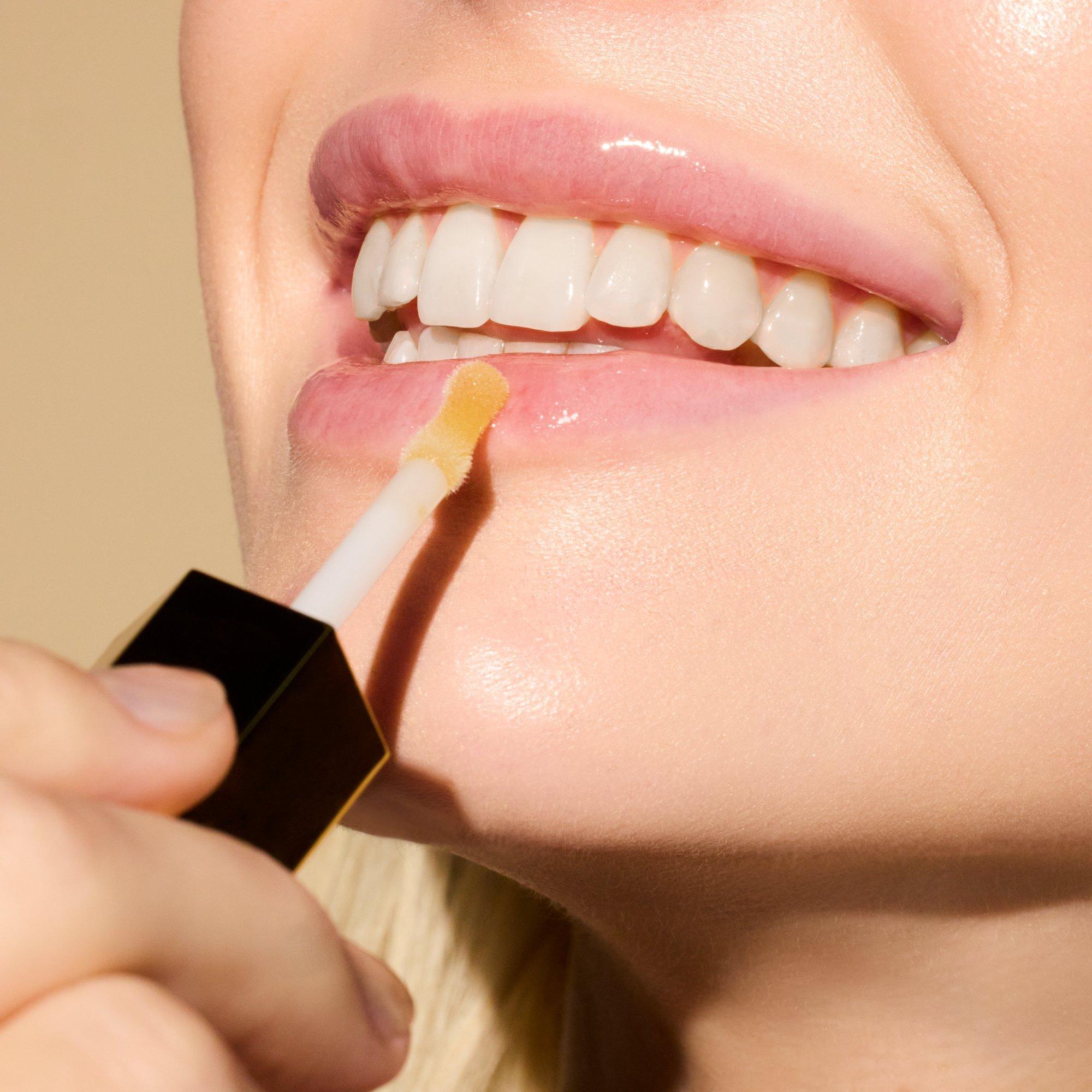 Disney Winnie the Pooh Lip Oil