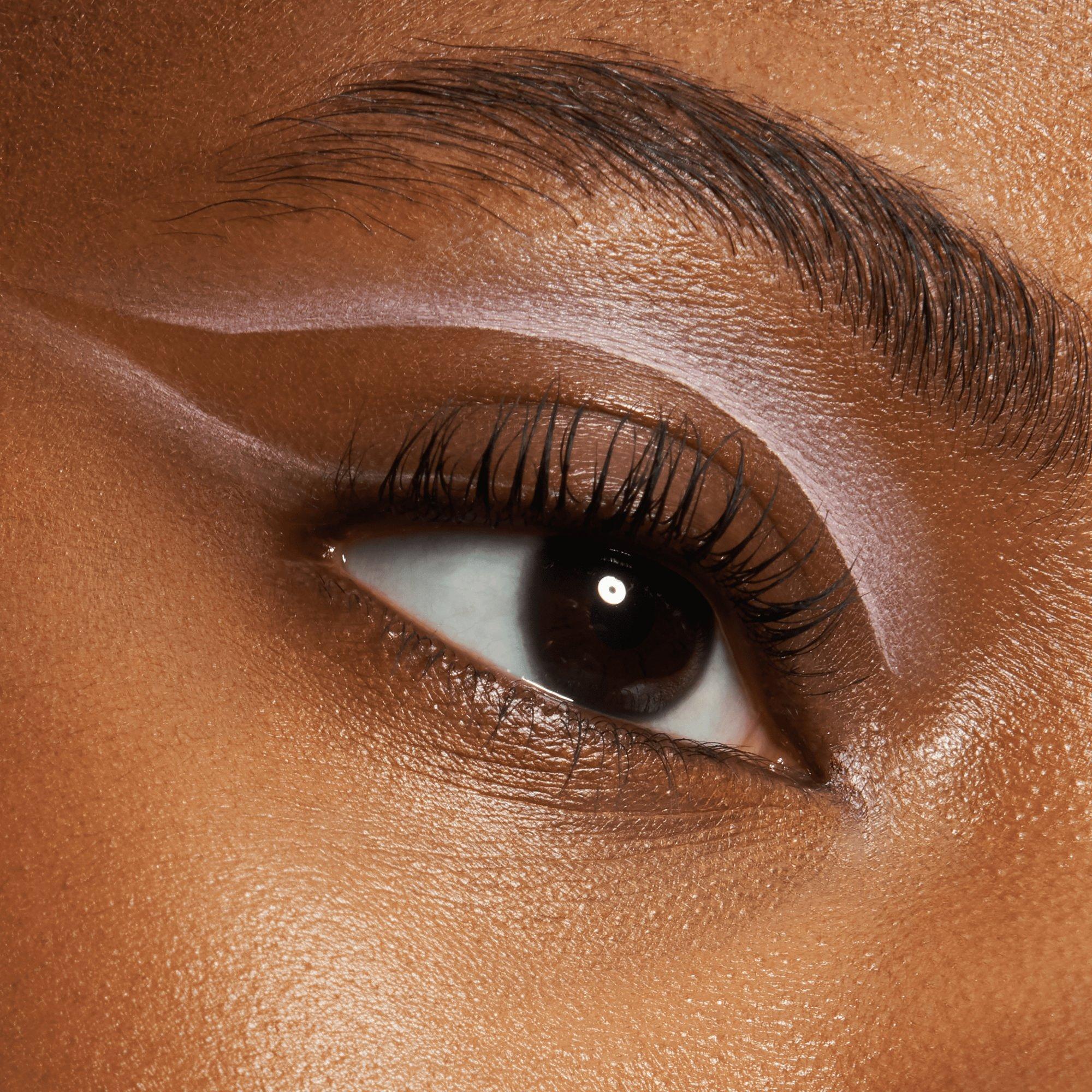 Deep Matte Liquid Eyeshadow