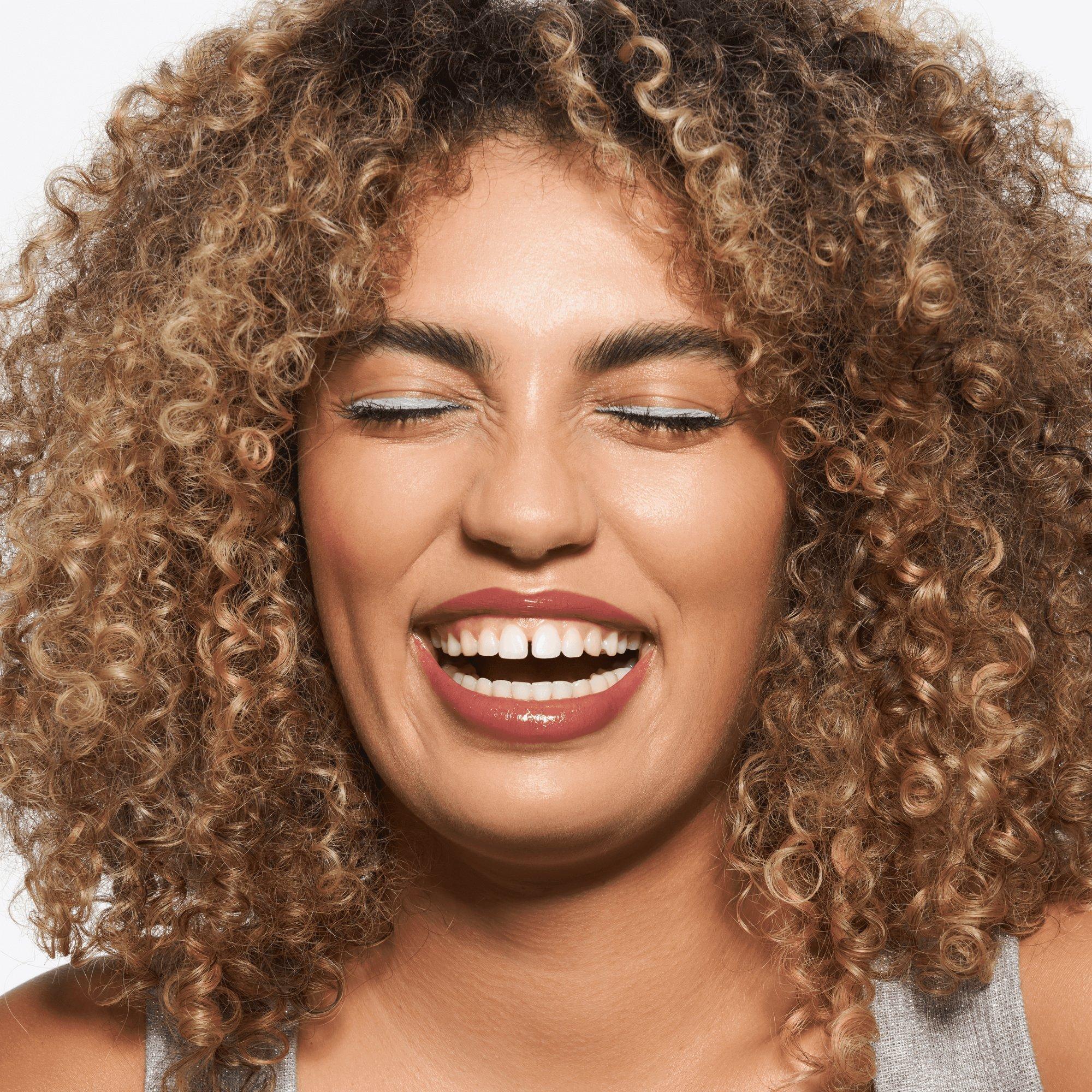 Deep Matte Liquid Eyeshadow