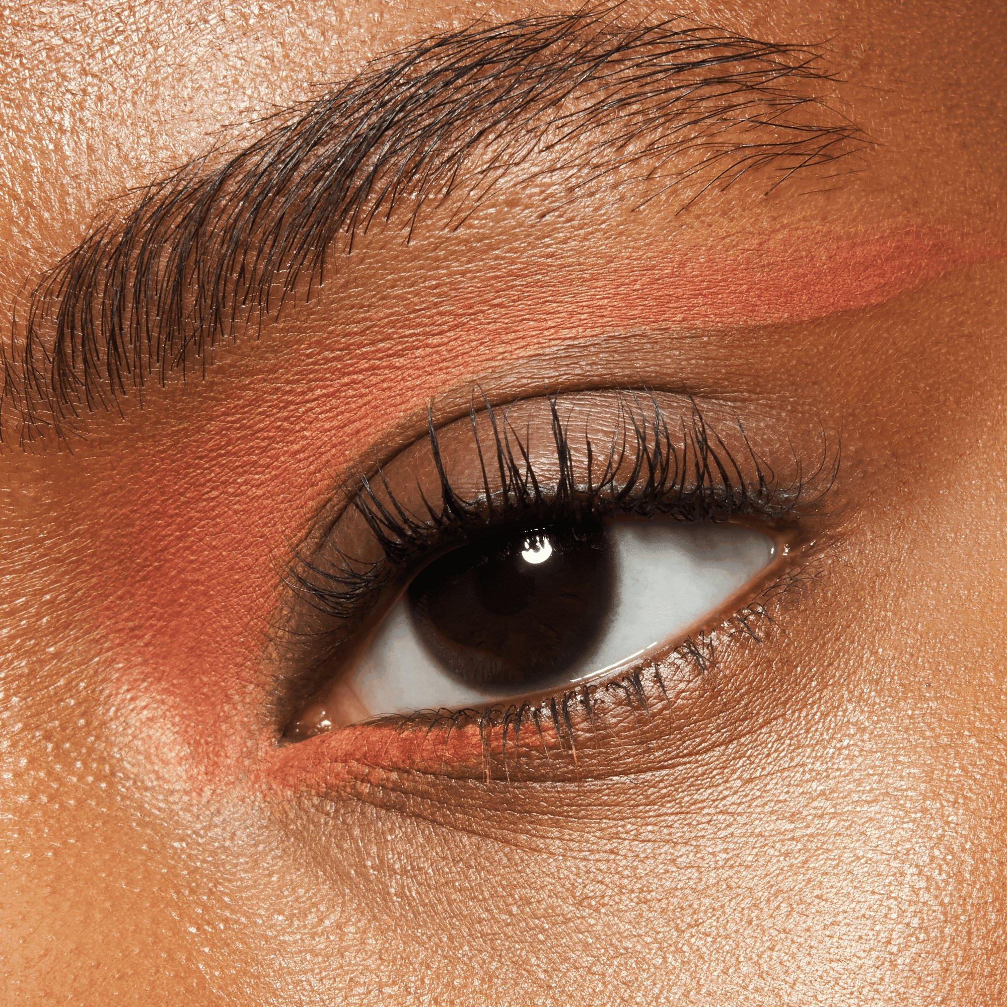 Deep Matte Liquid Eyeshadow