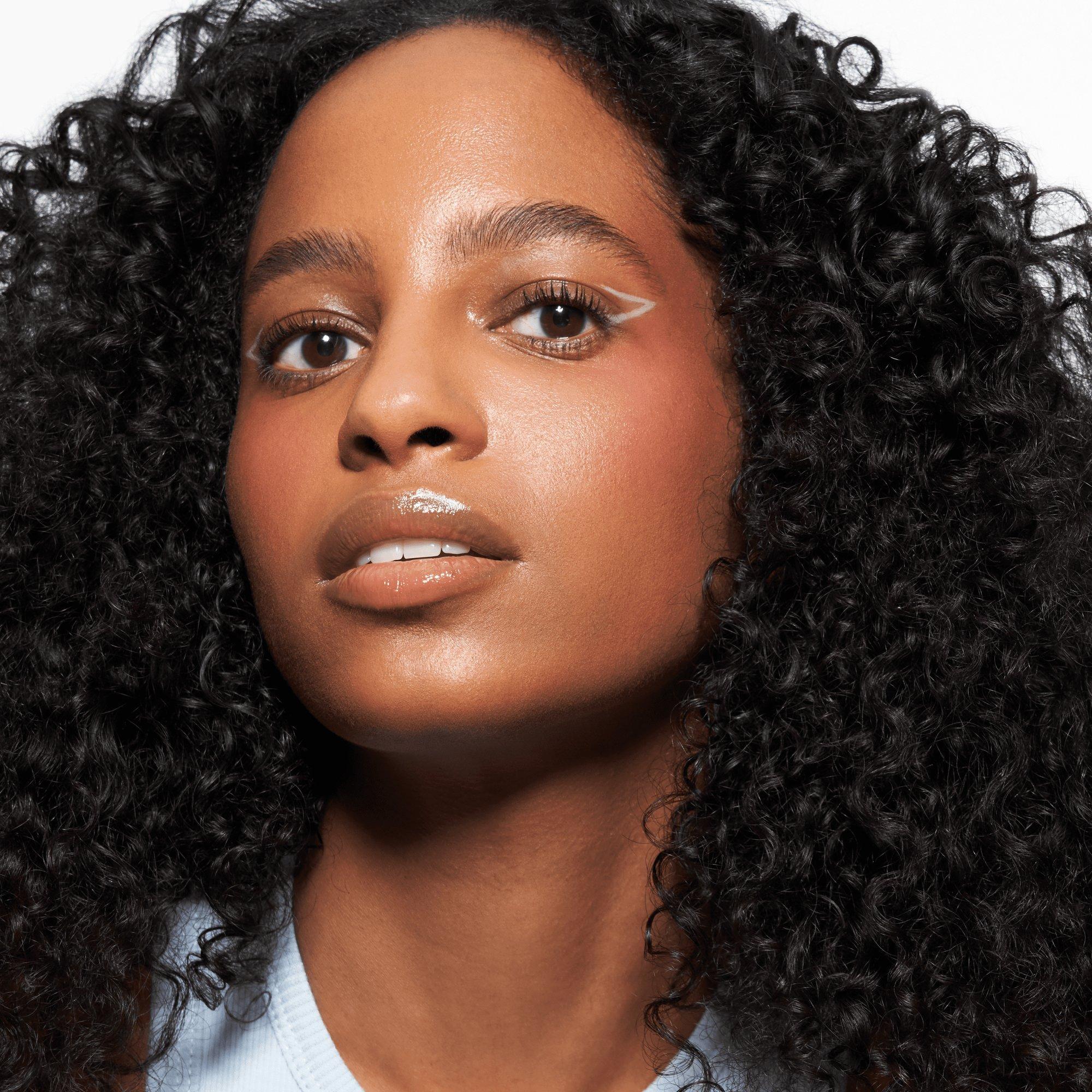 True Skin Hydrating Foundation