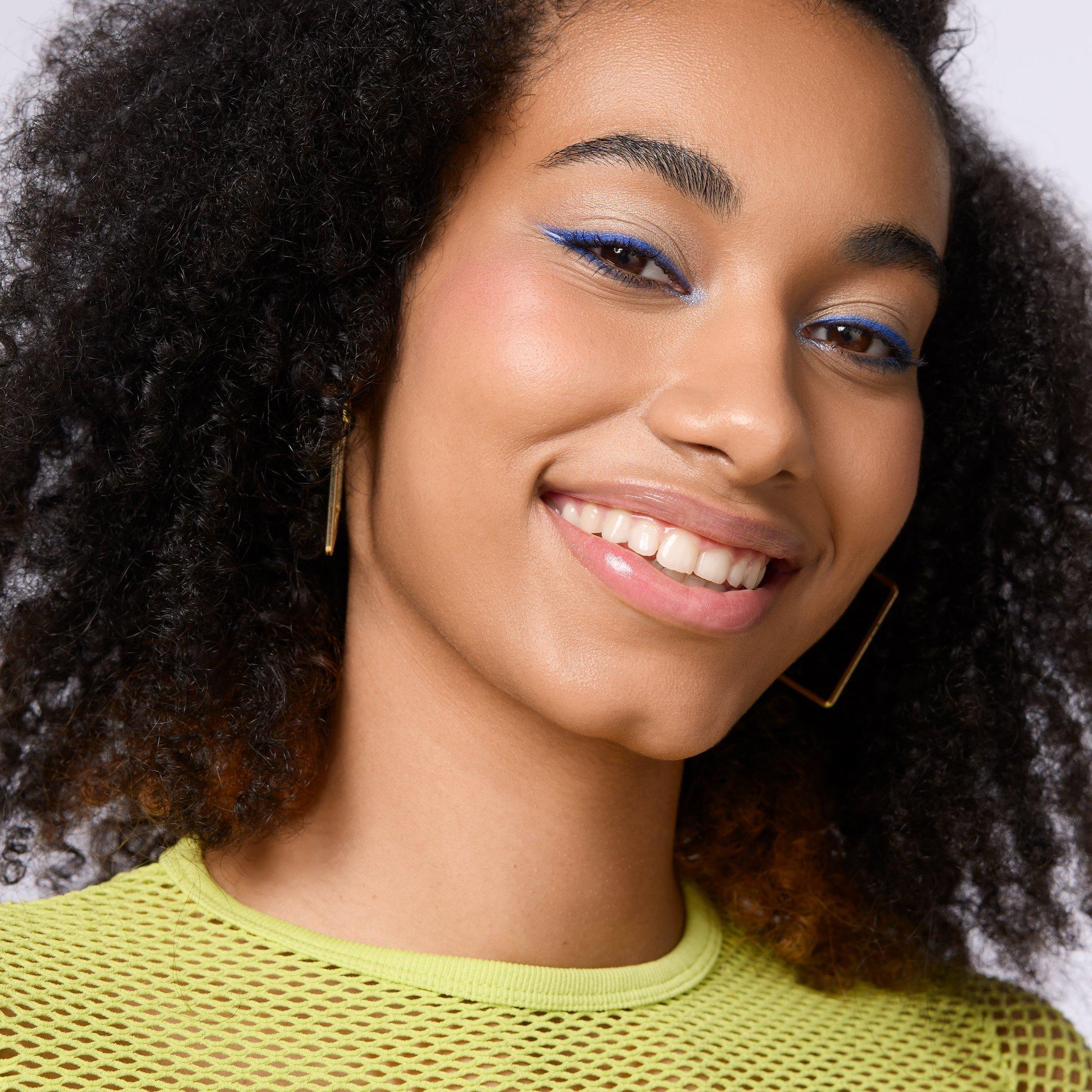 Disney Mickey and Friends THE FALSE LASHES MASCARA EXTREME VOLUME & CURL