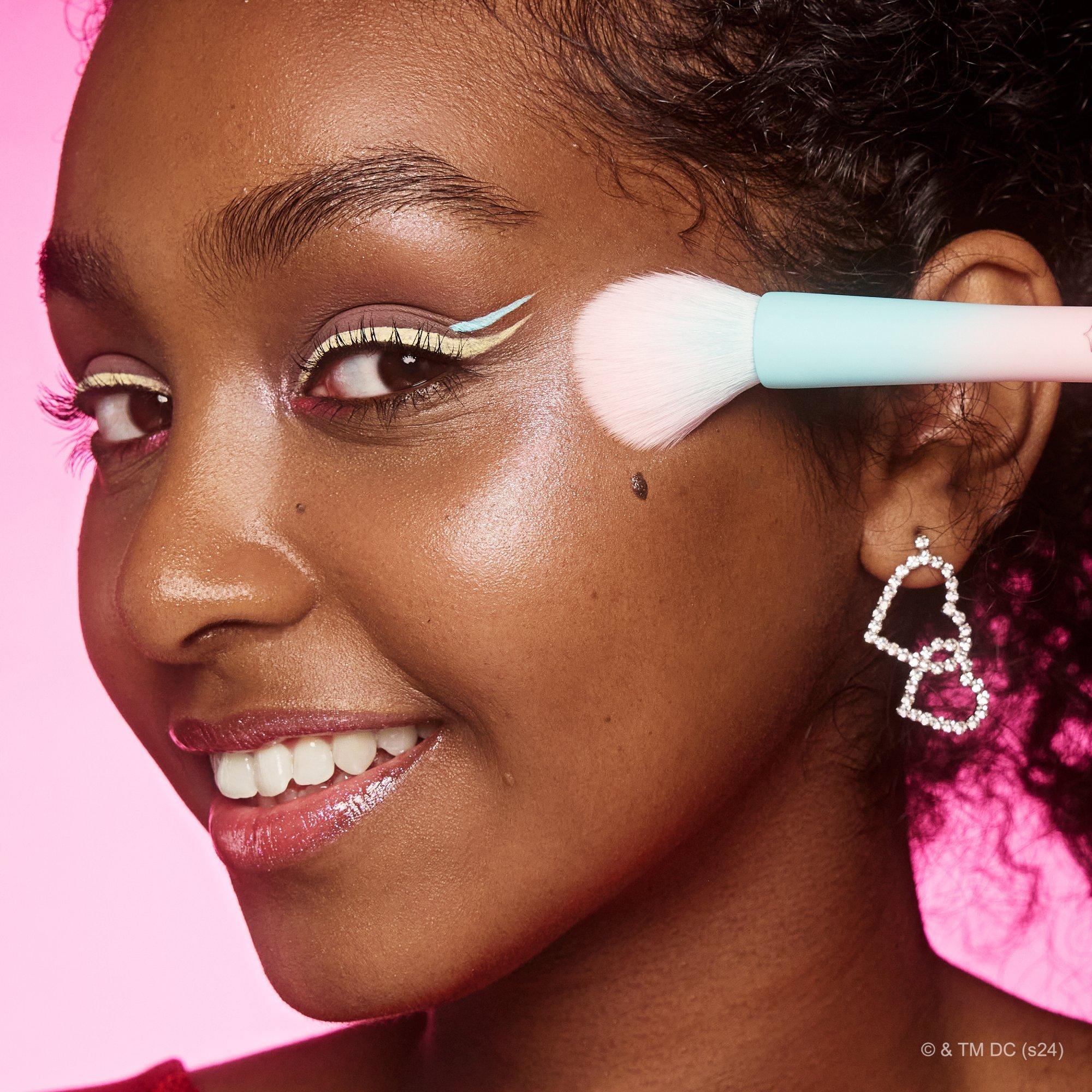 Harley Quinn Meta Glow Highlighter