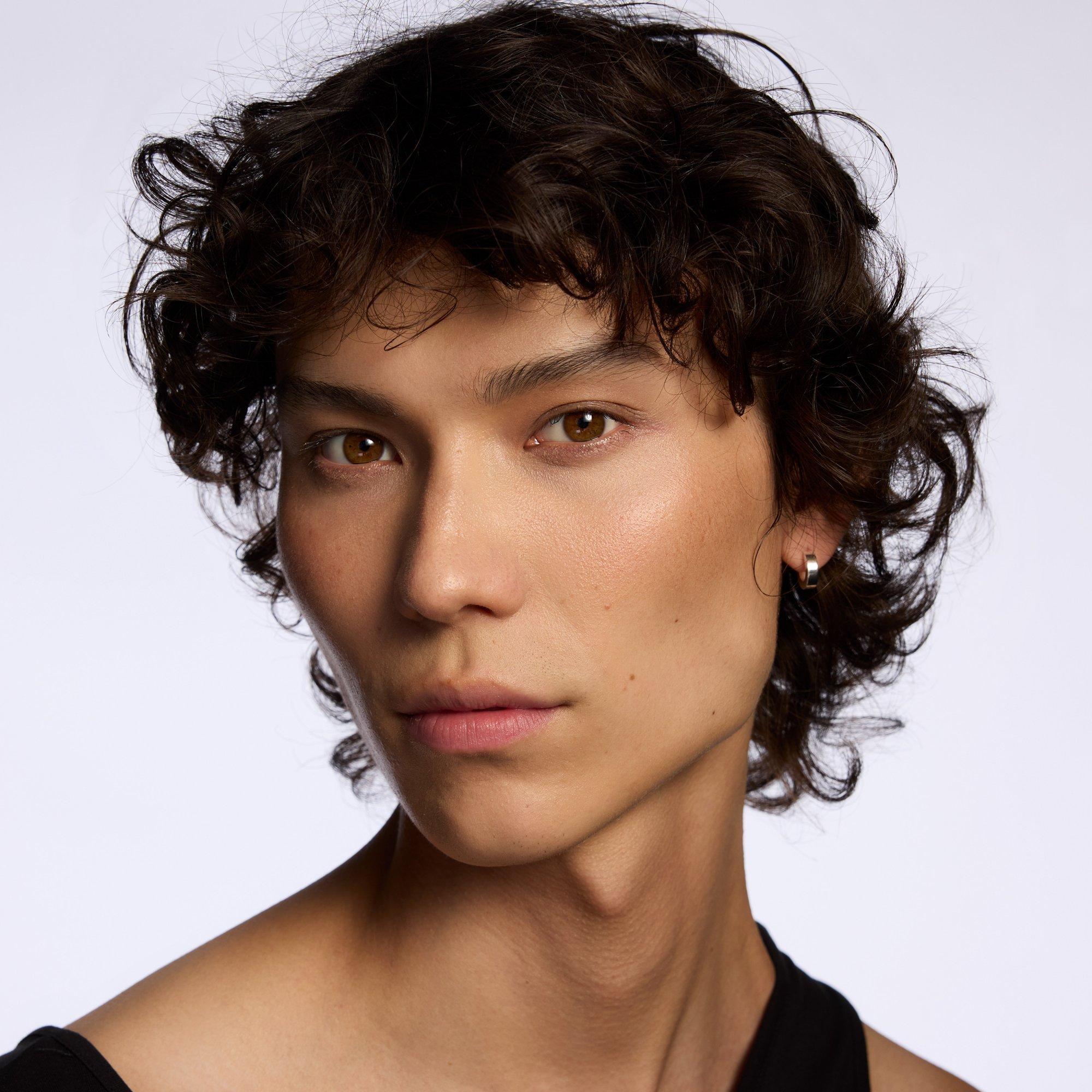 Holiday Skin 4 in 1 Luminizer