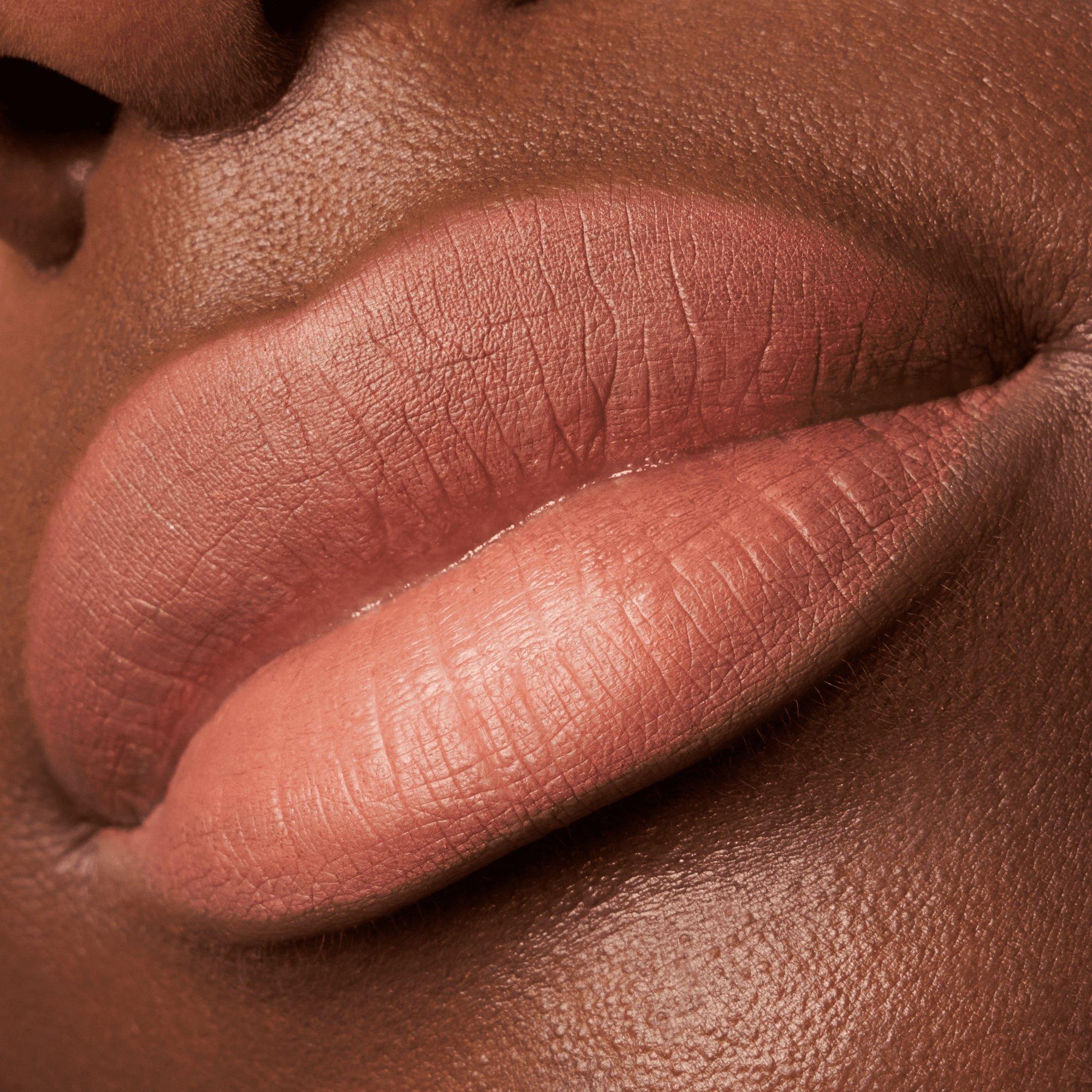 soft & precise MATITA LABBRA