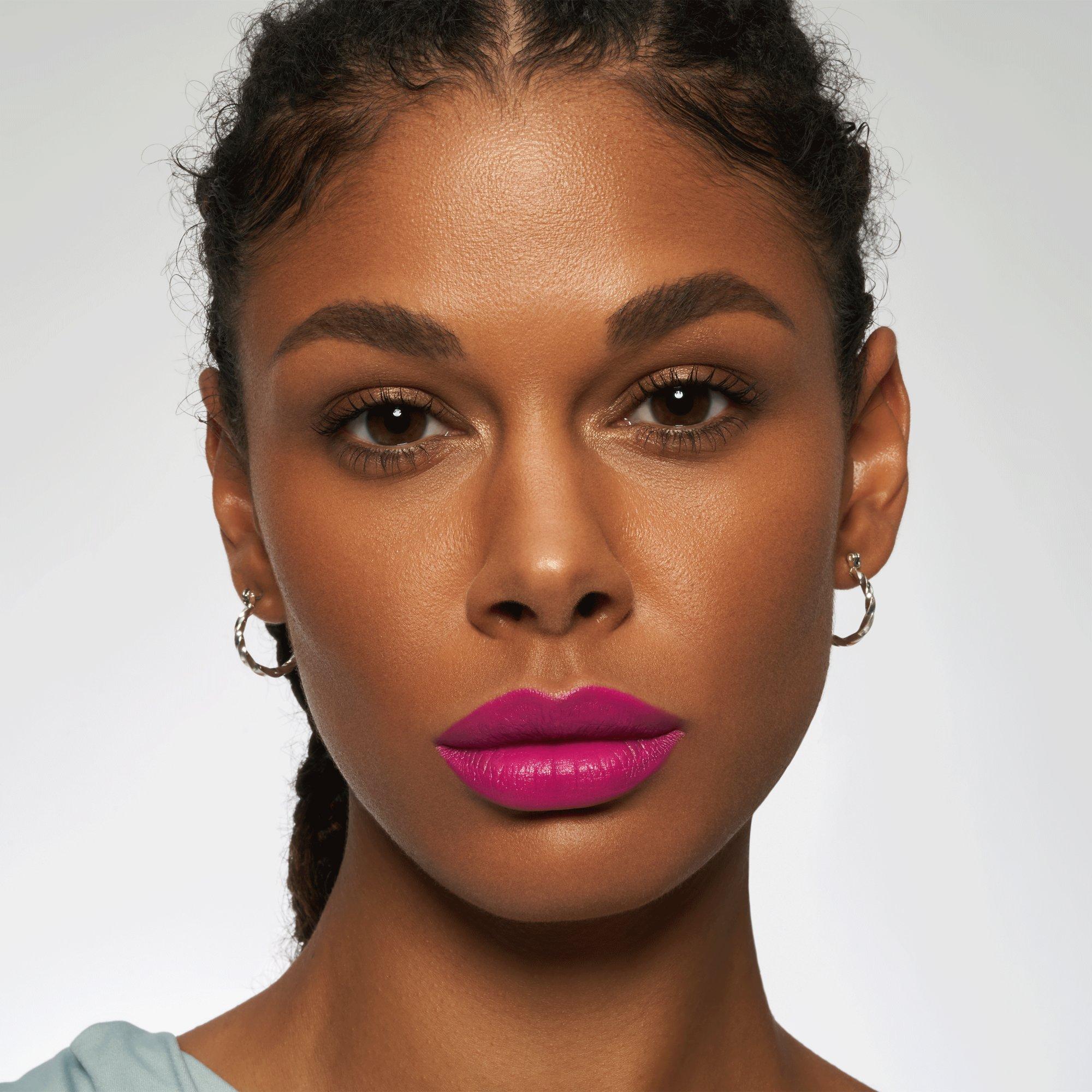 Scandalous Matte Lipstick rouge à lèvres
