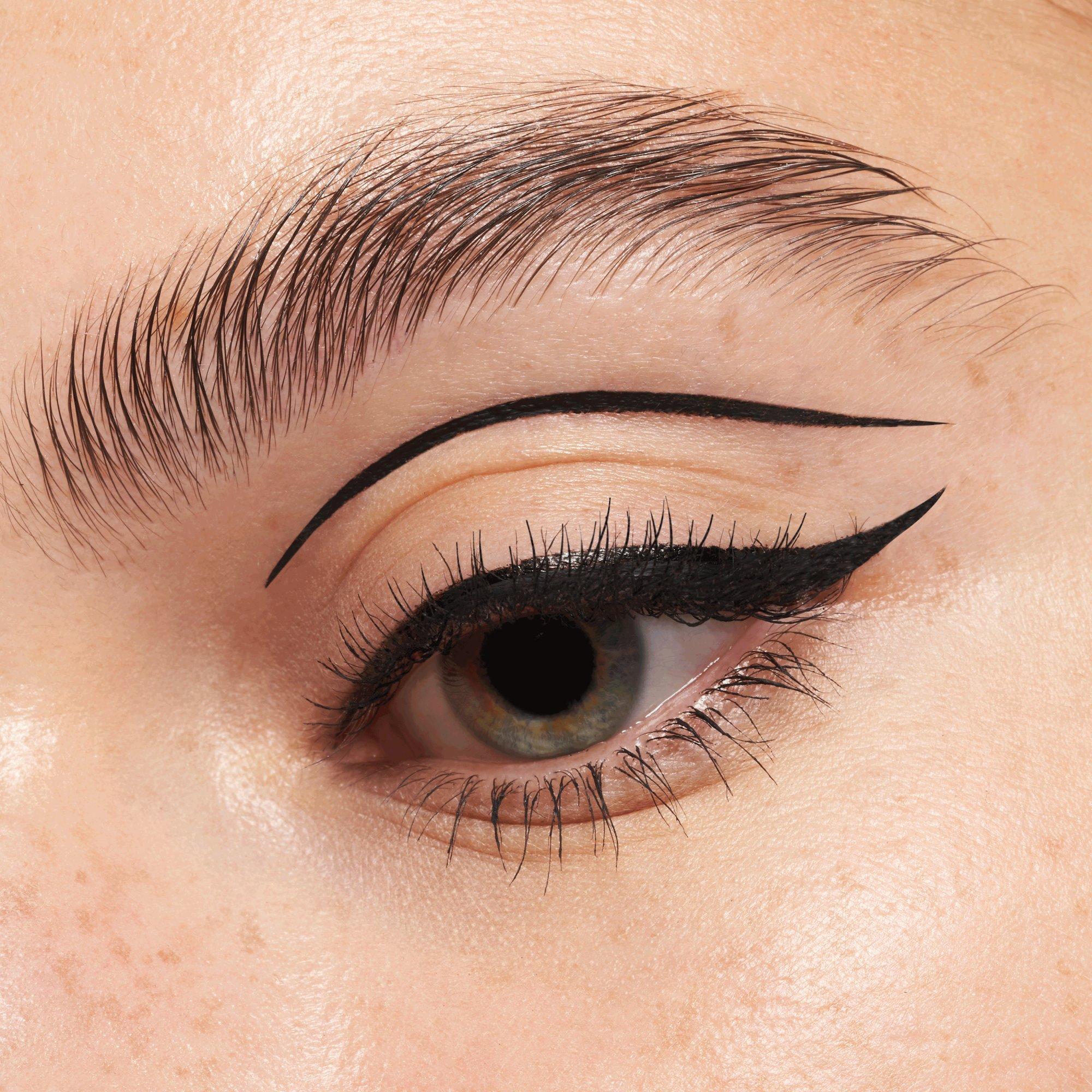 super precise eyeliner