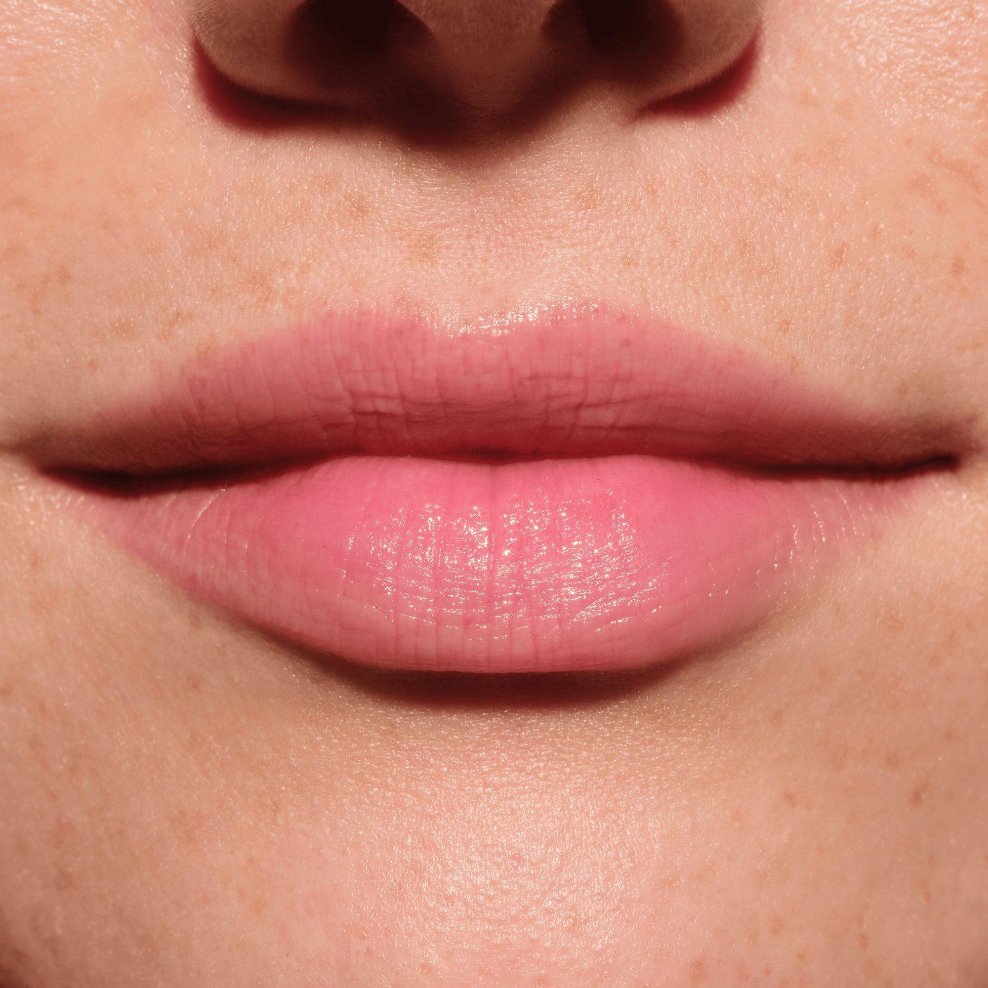 Glam In Gold Glow Lip Balm