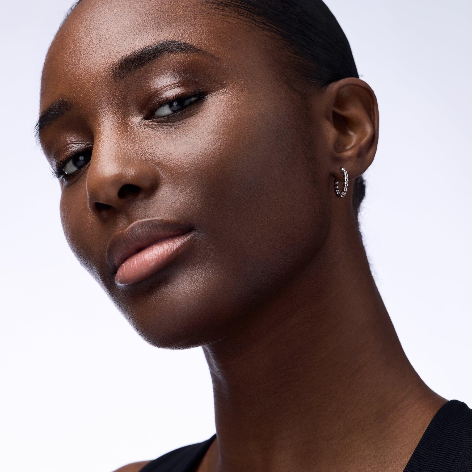 Under Eye Brightener Setting Powder izgaismojošs pūderis ādai zem acīm