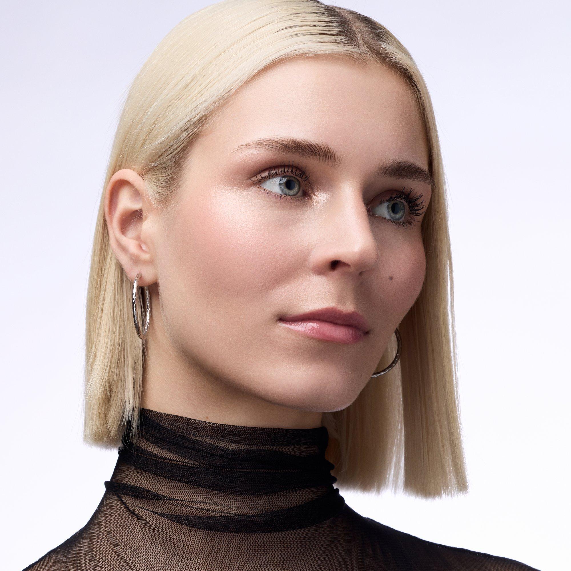 More Than Glow Highlighter illuminateur