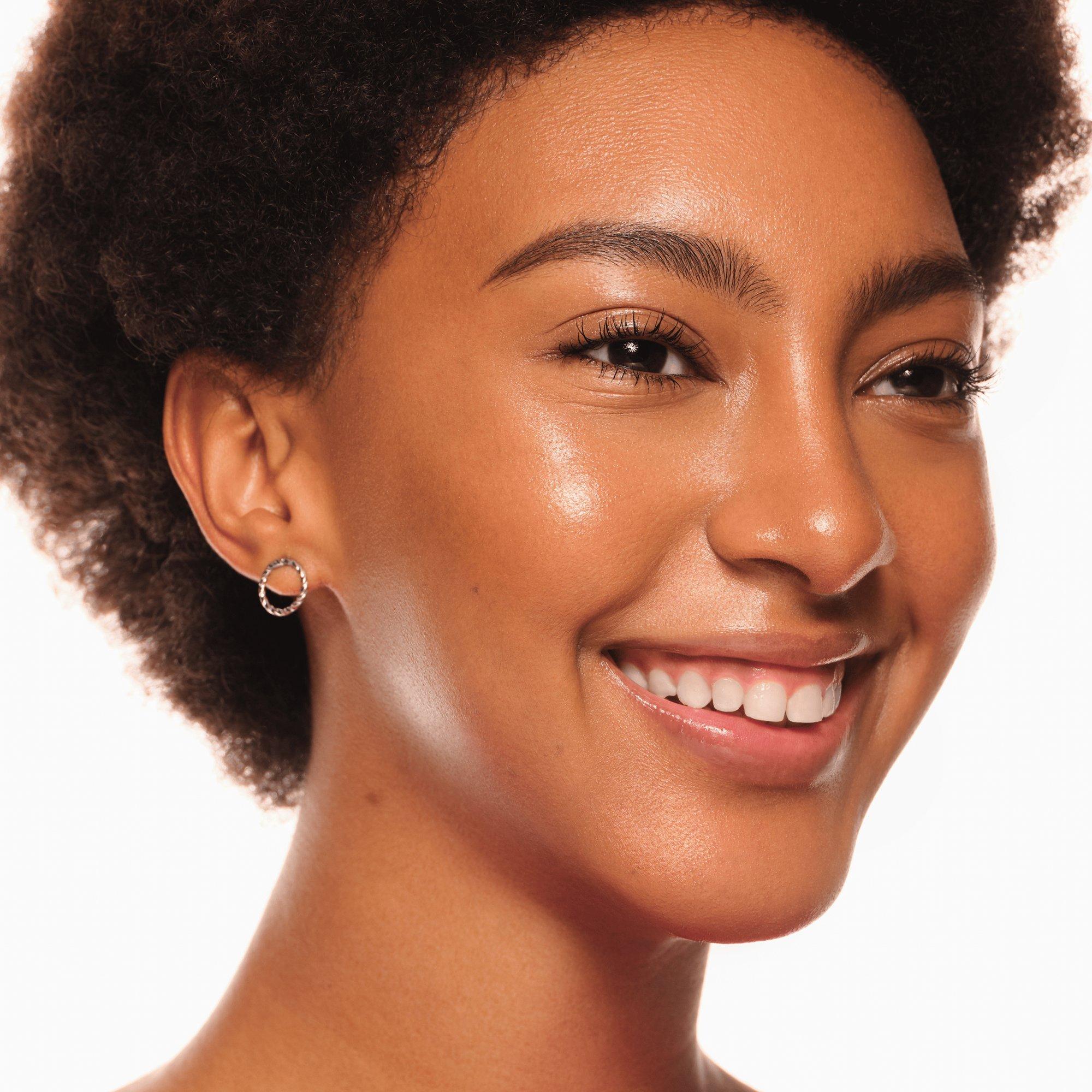 Spindintis bronzantas BABY GOT BRONZE shimmering bronzer