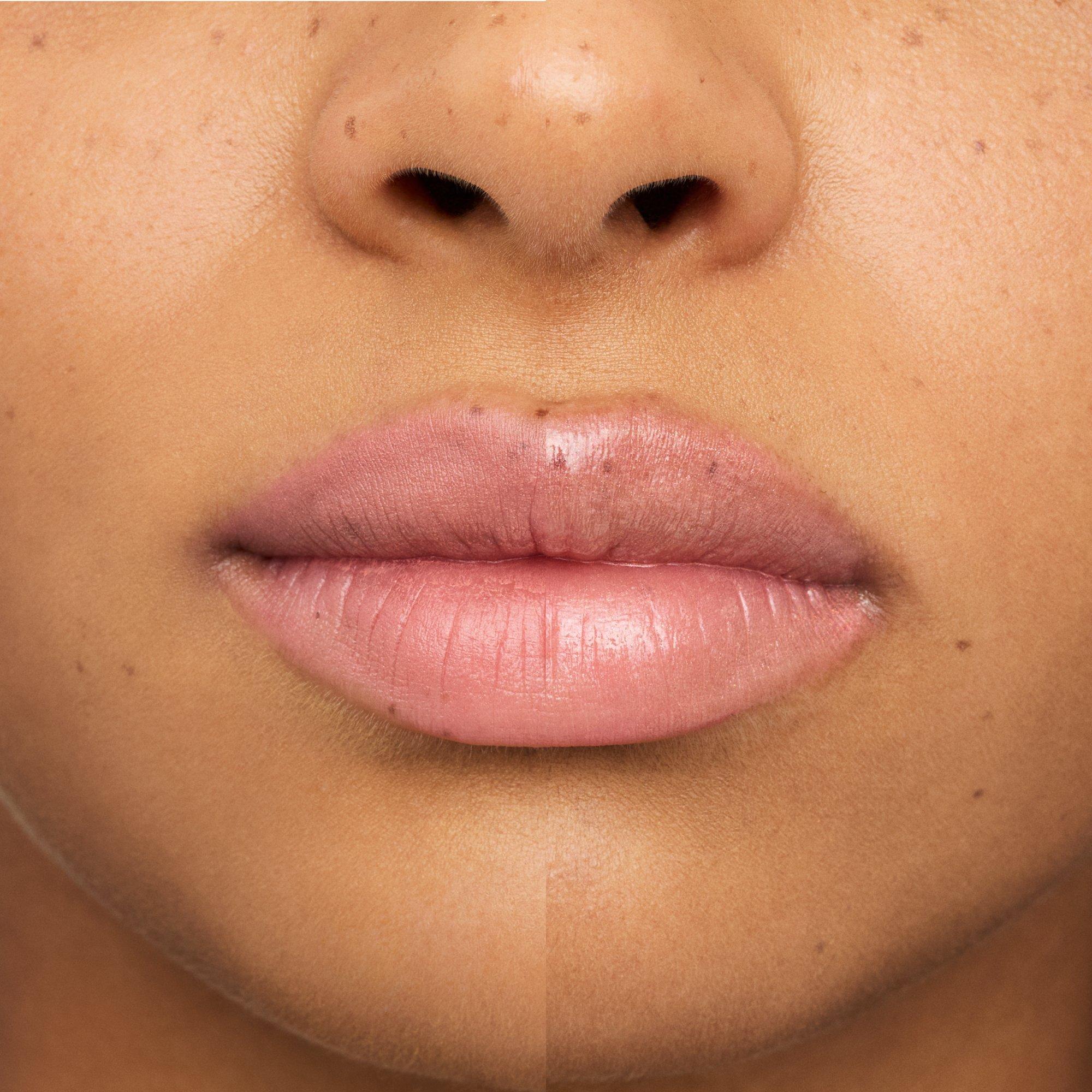 pearly POTION MULTI-REFLECTIVE LIPGLOSS