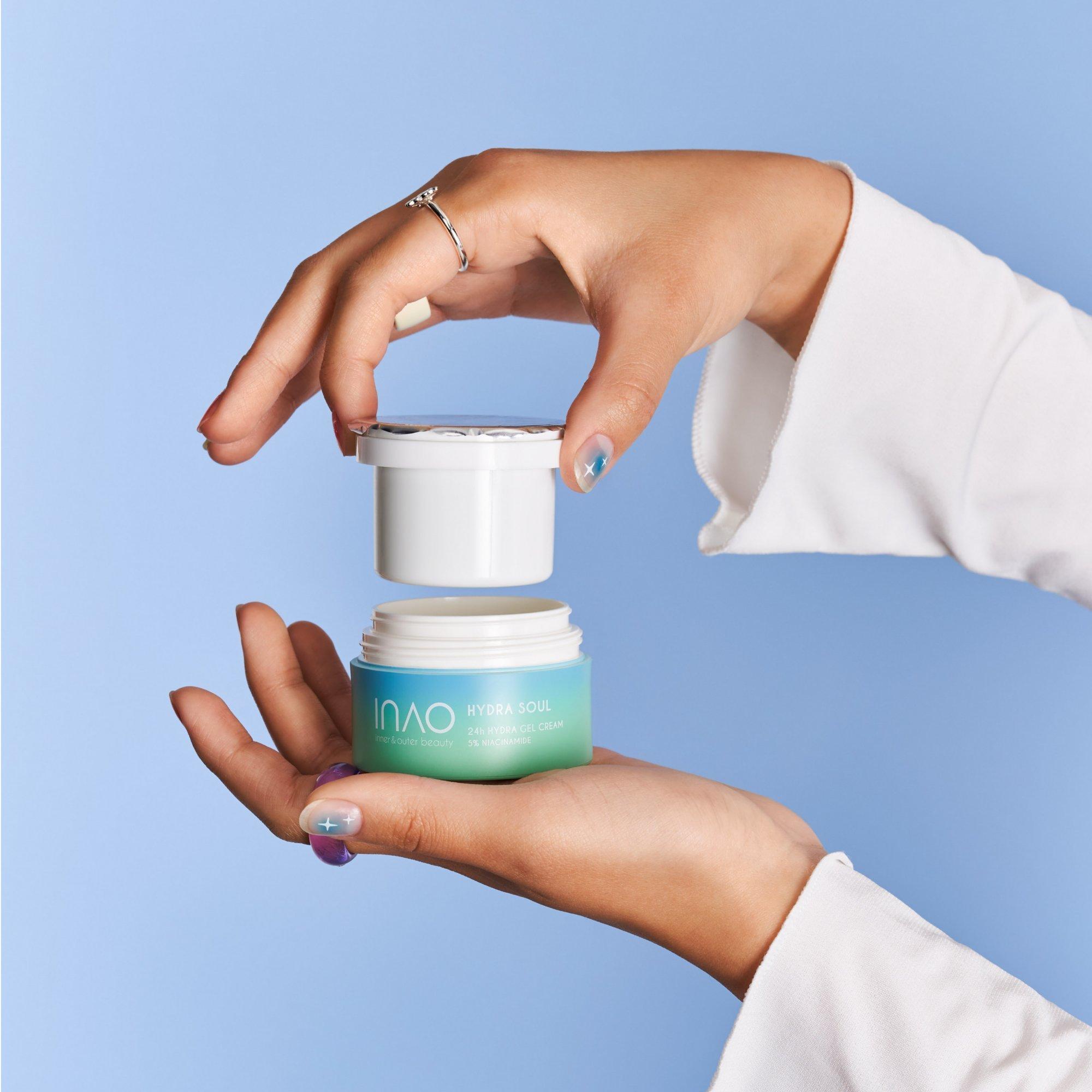 INAO inner and outer beauty Hydra Soul 24H Hydra Gel Cream Refill by essence