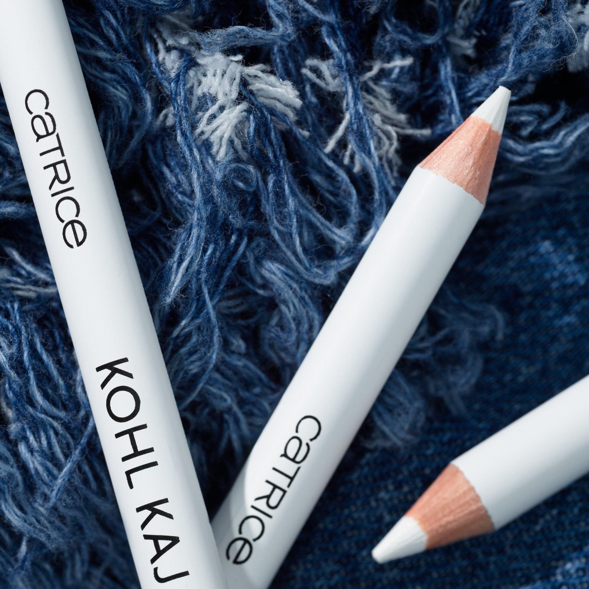 كحل “كاجال” مقاوم للماء