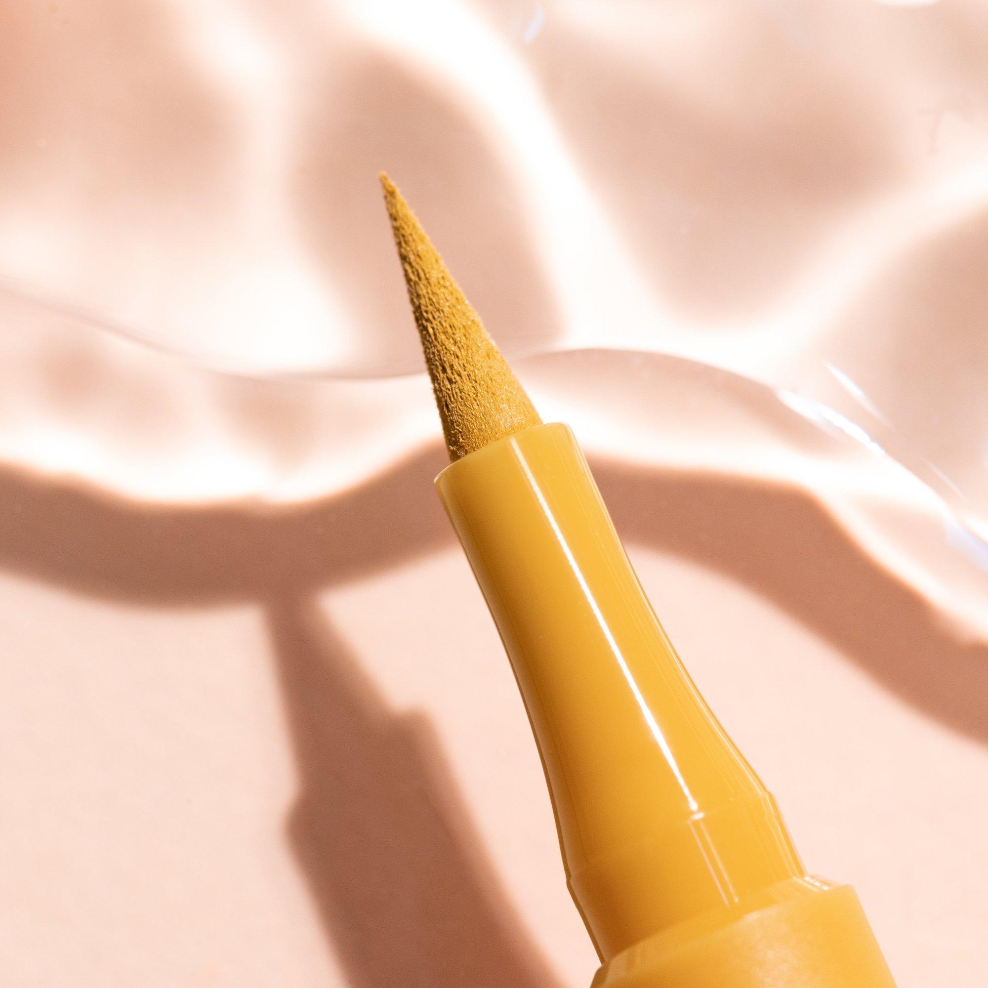 Calligraph Artist Matte Liner