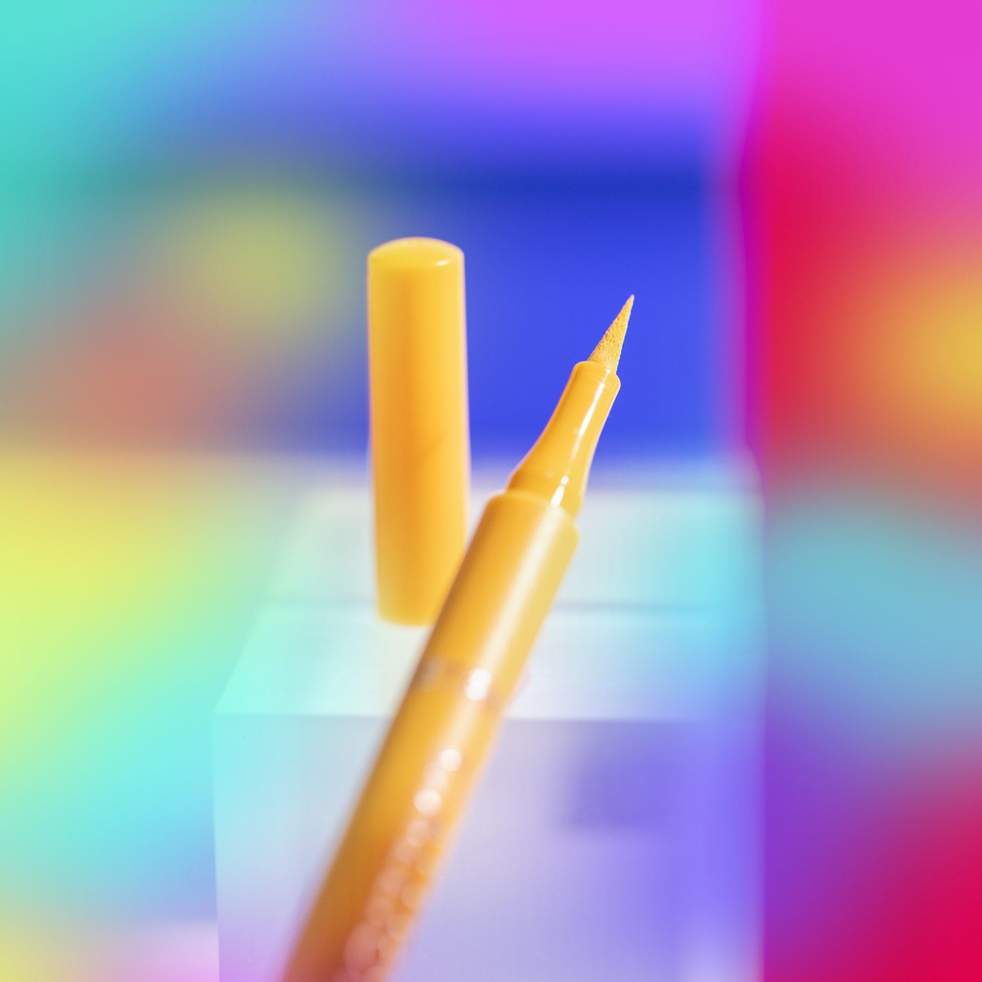 Calligraph Artist Matte Liner