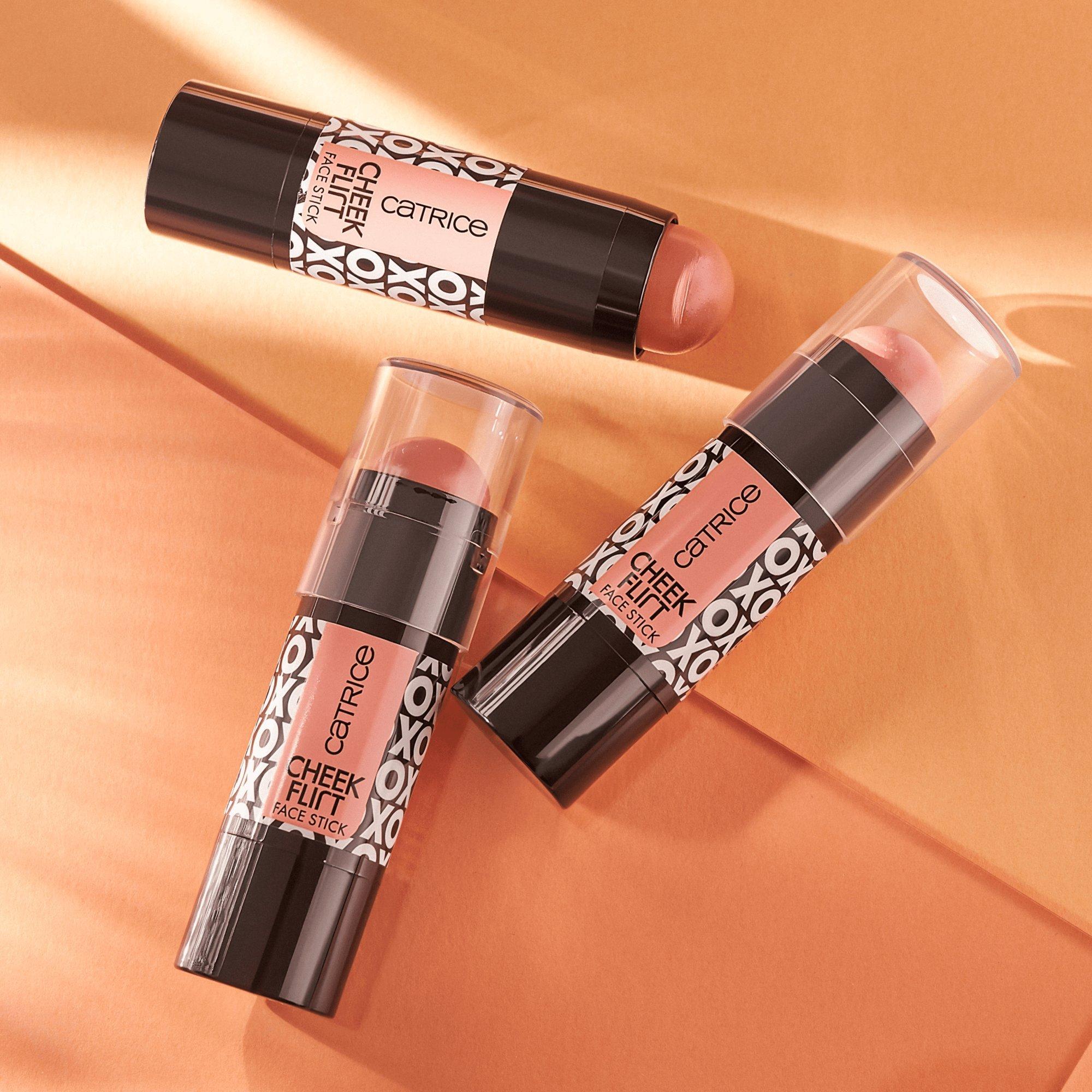Cheek Flirt Blush in Stick