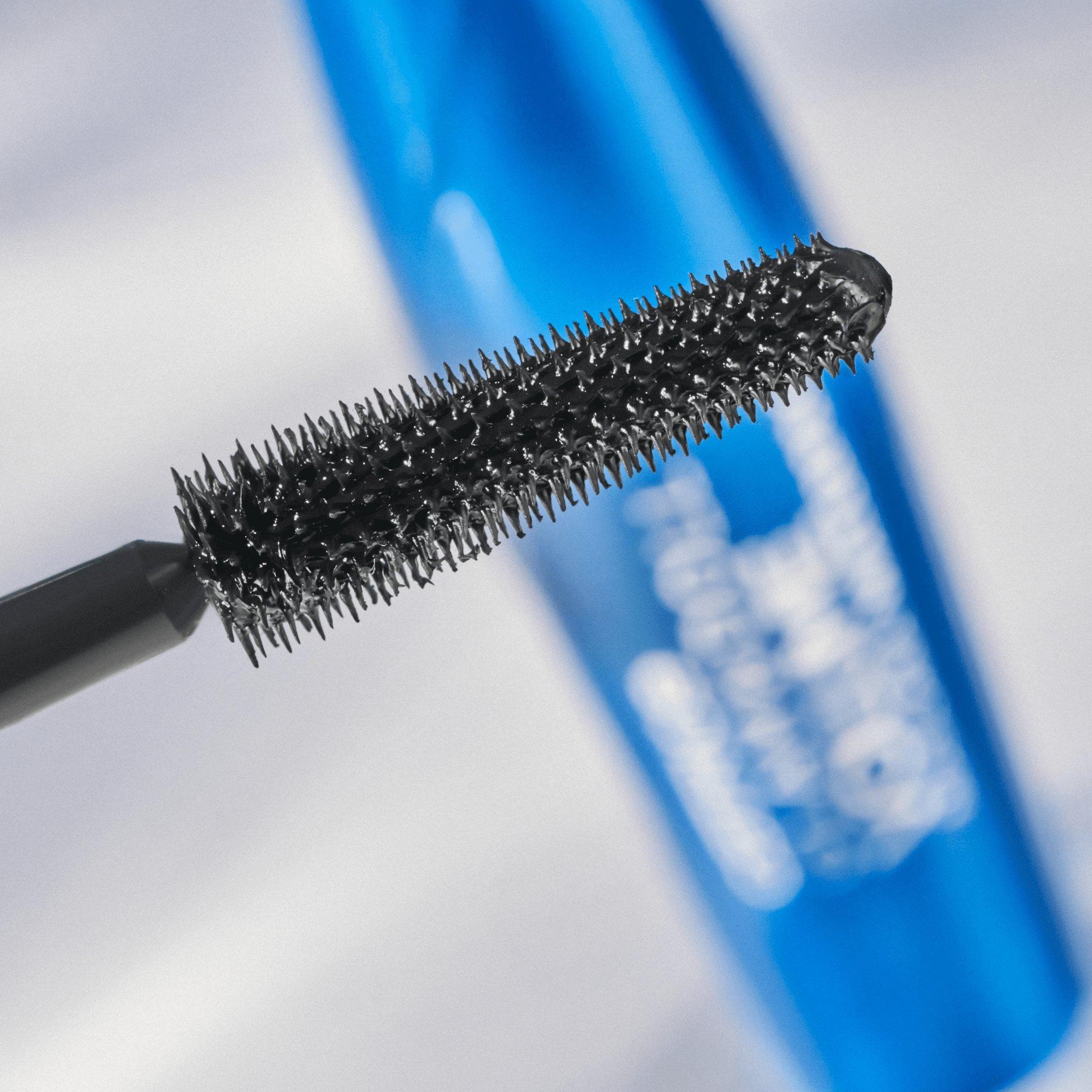 Glam & Doll Volume Mascara Waterproof