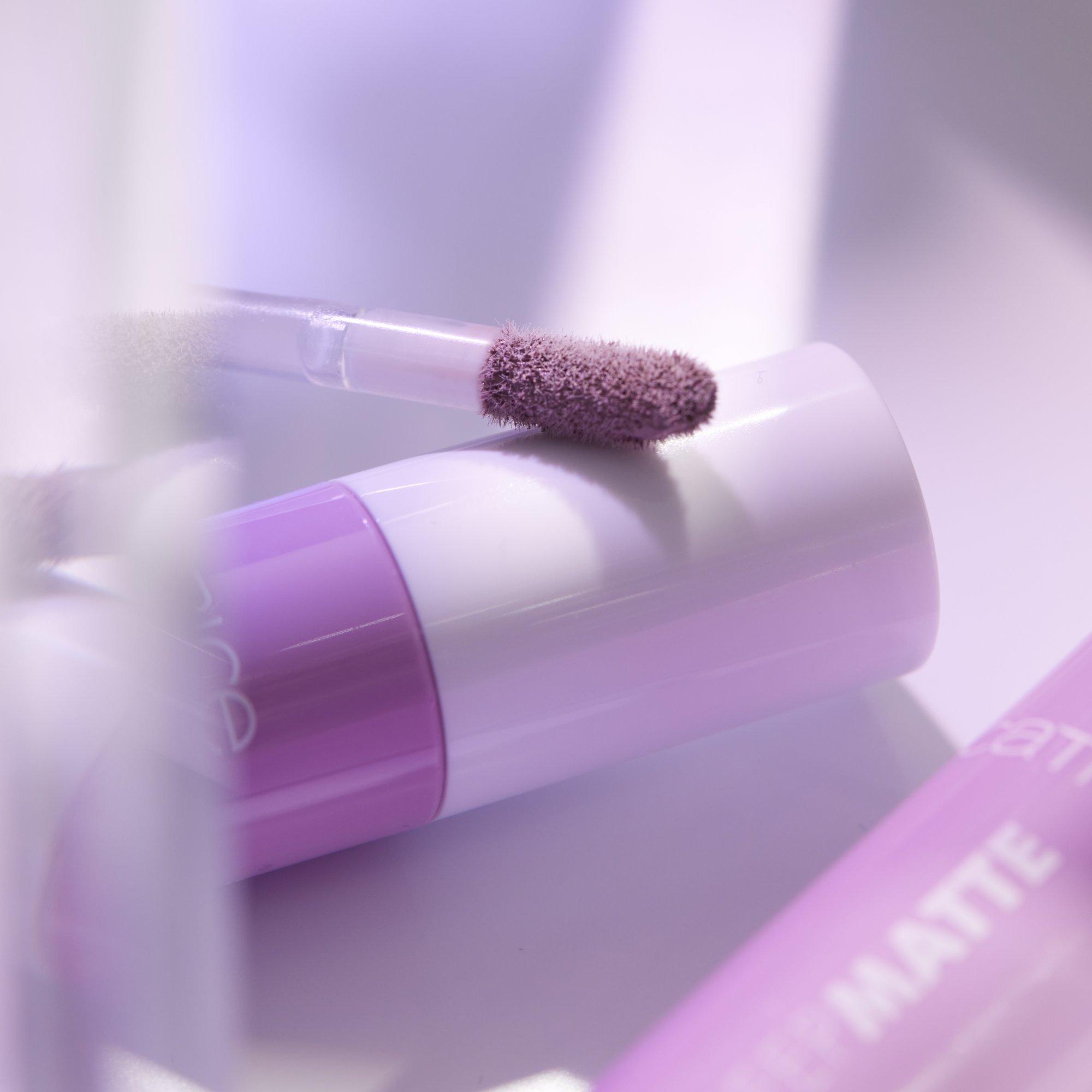 Deep Matte Liquid Eyeshadow