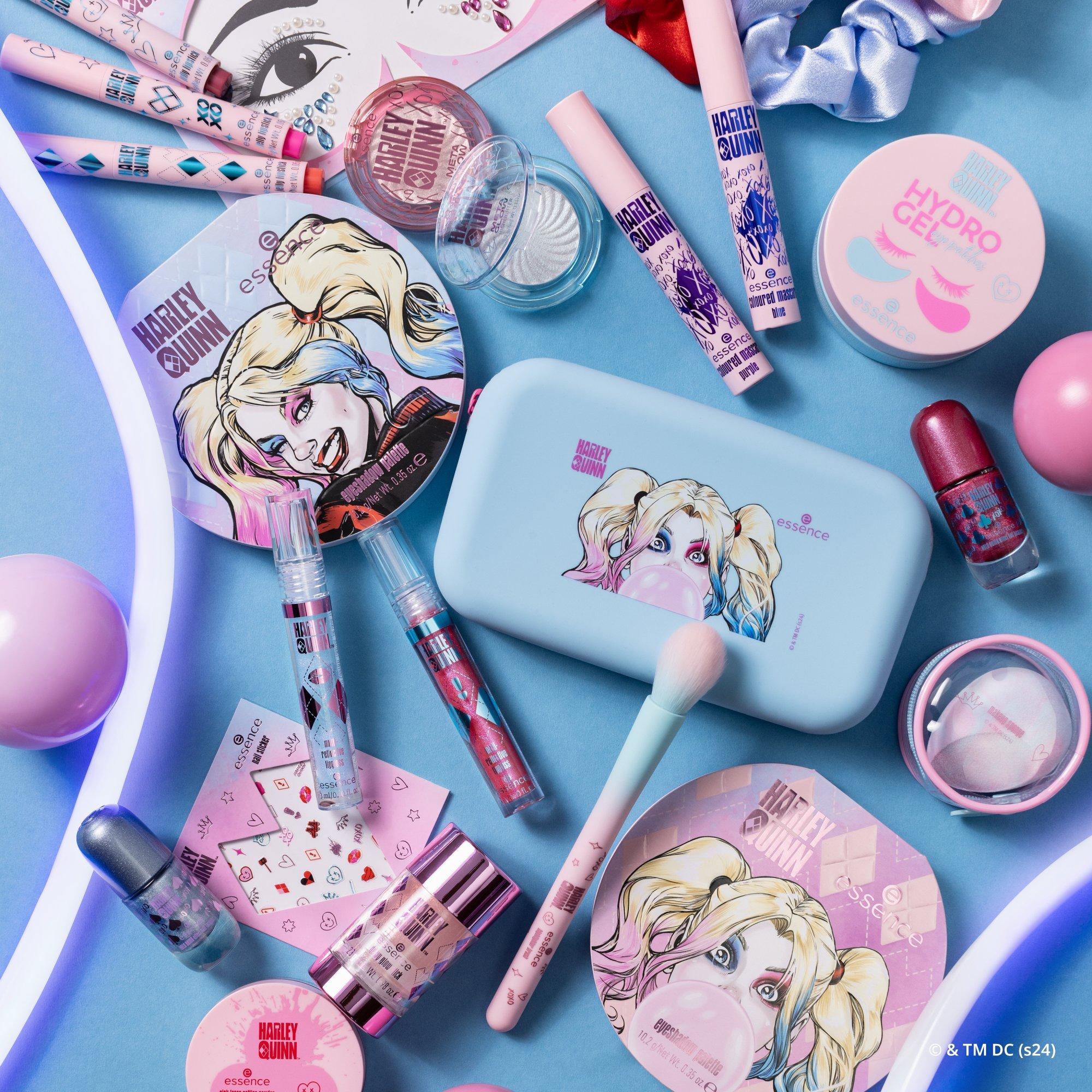 Harley Quinn make-up bag