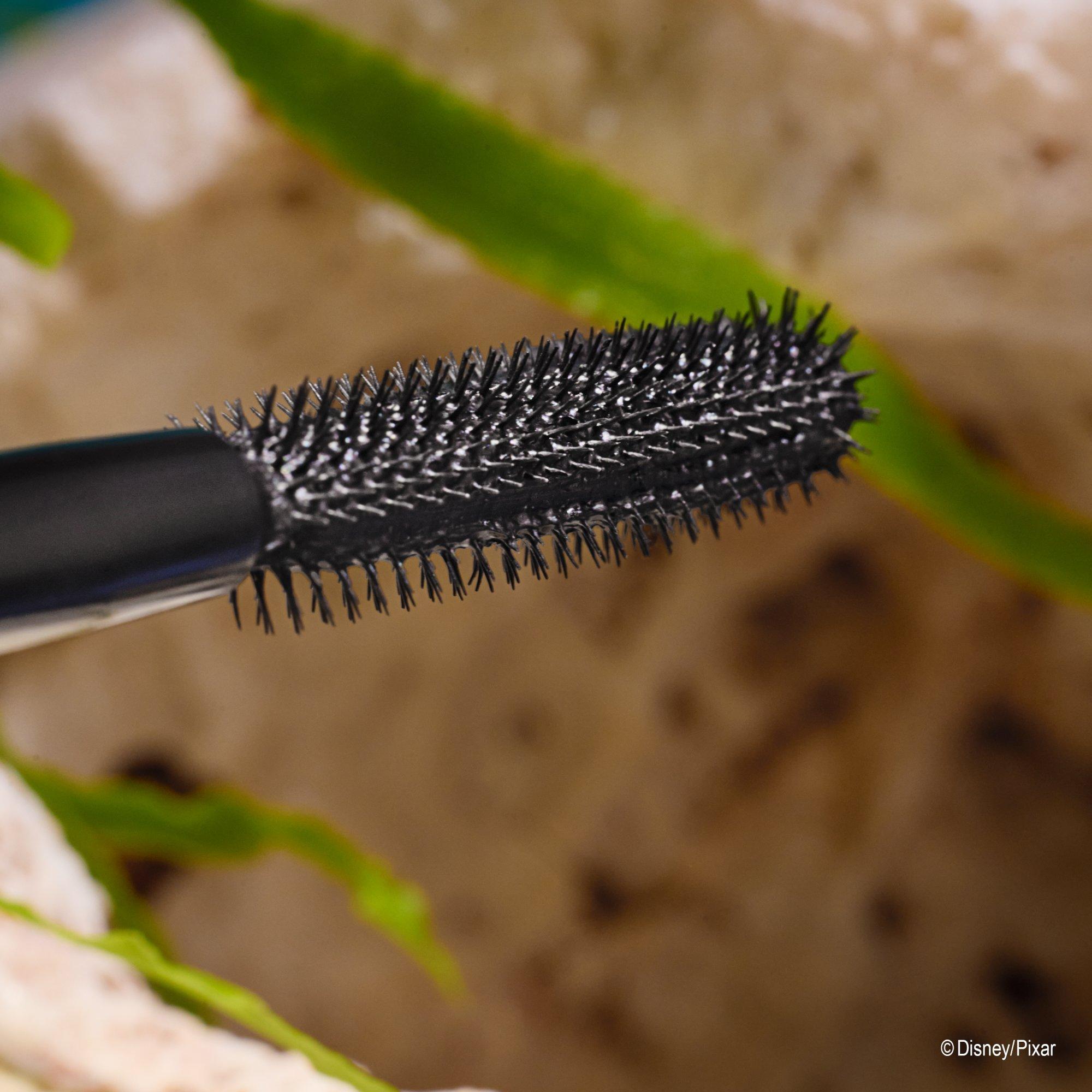 Disney Pixar Finding Dory LIFT UP Volume & Lift Mascara Power Hold Waterproof