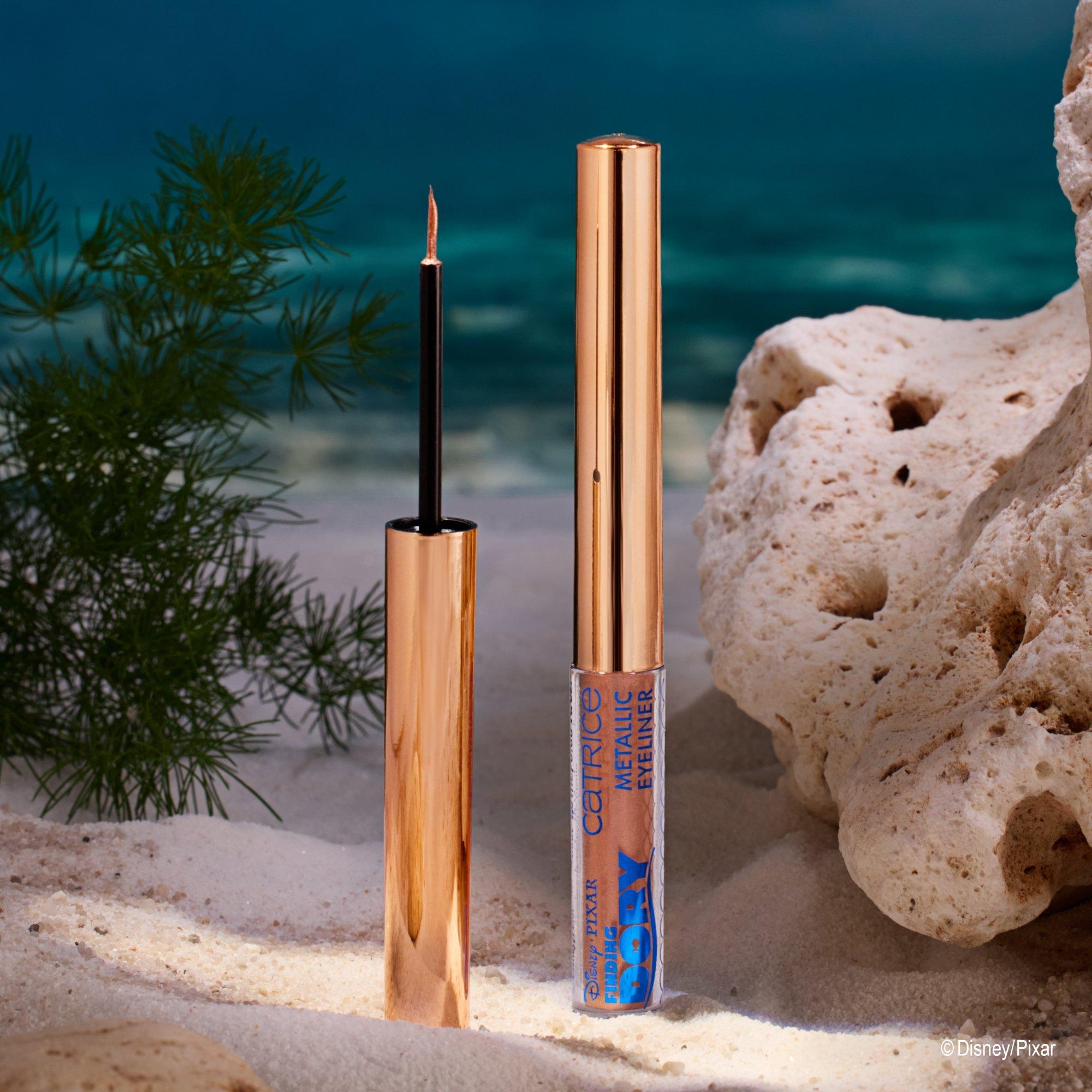 Disney Pixar Finding Dory Metallic Eyeliner